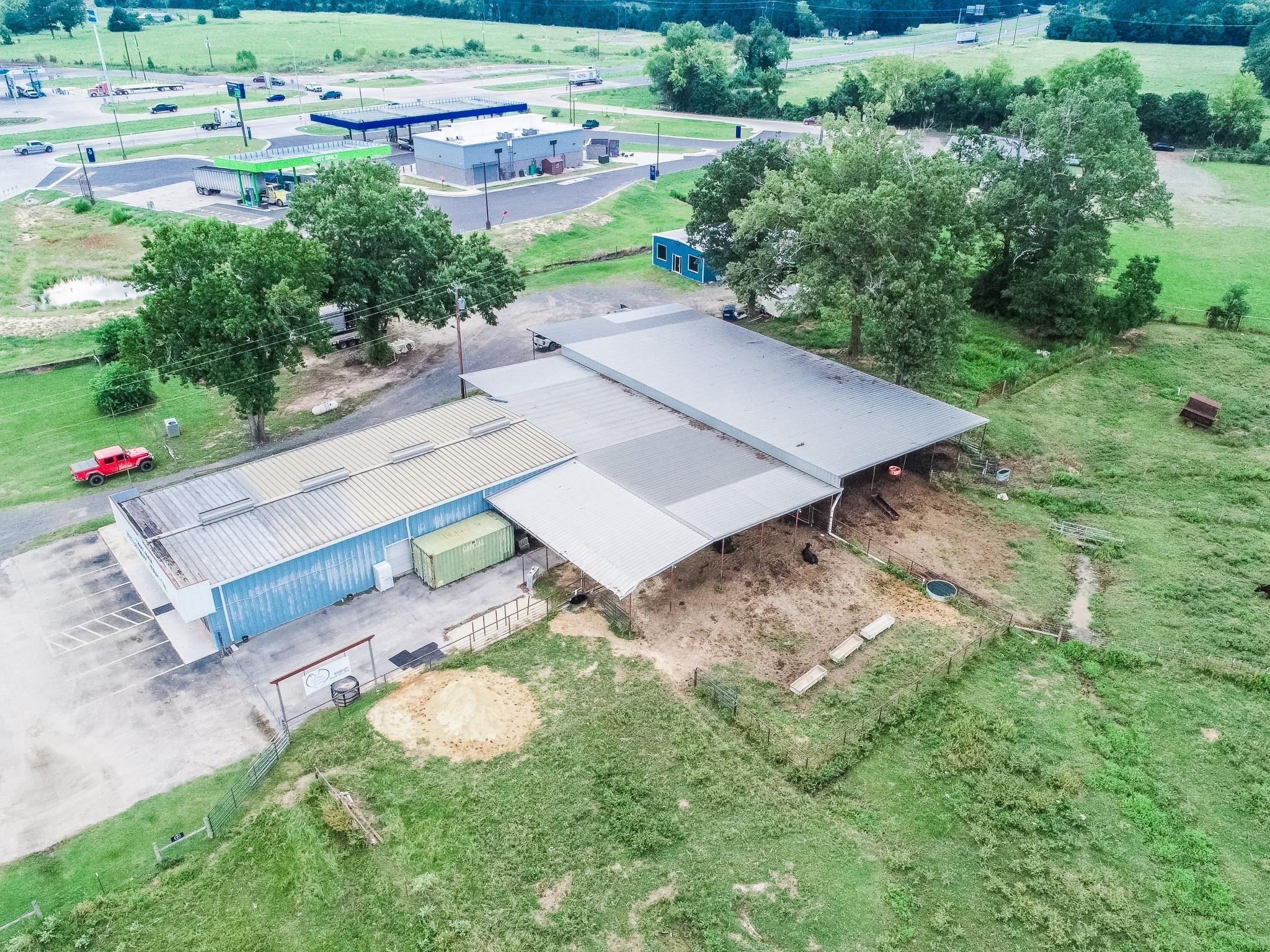 main property photo 36