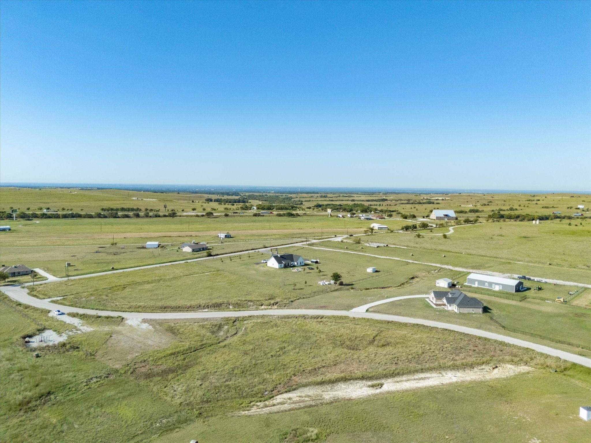 main property photo 11