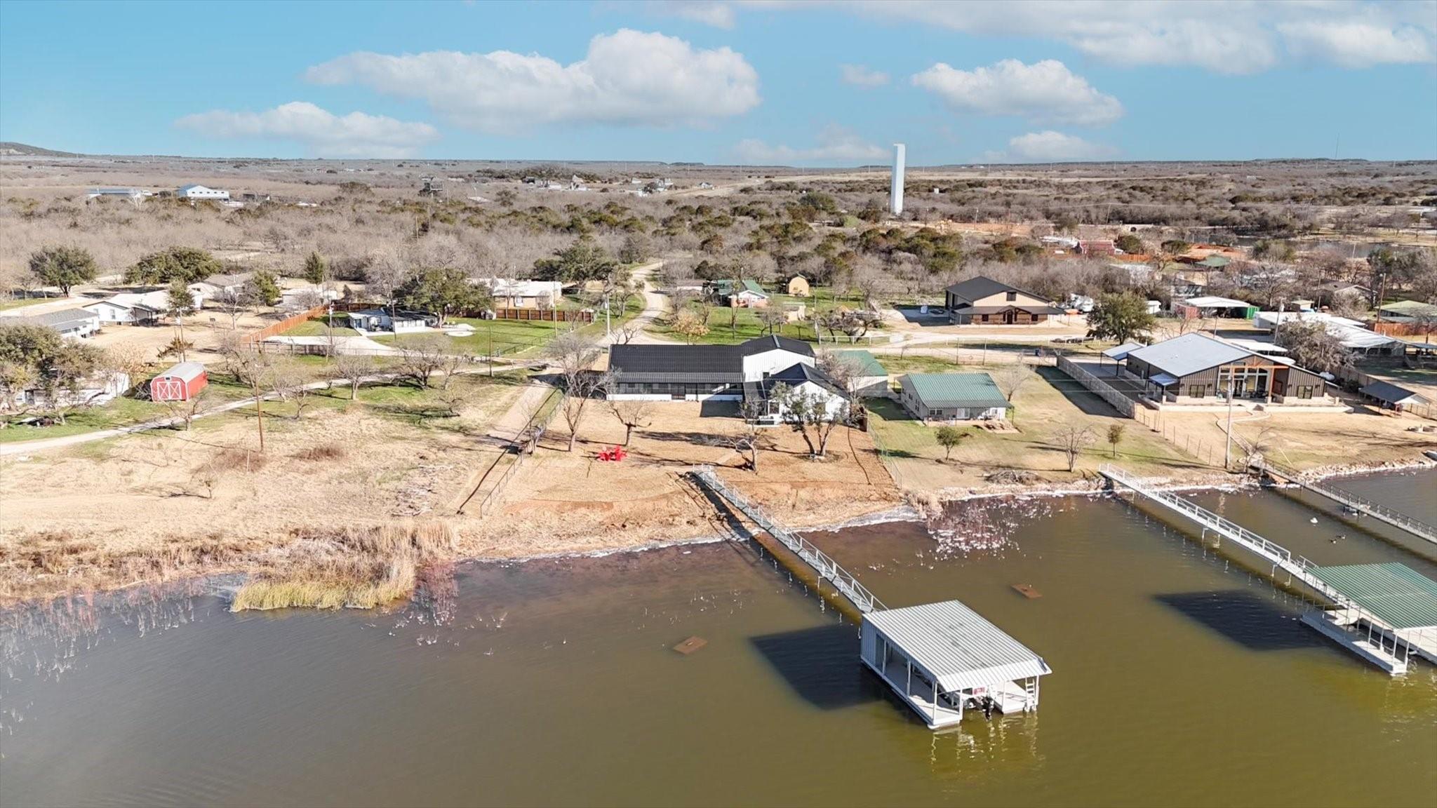 main property photo 36