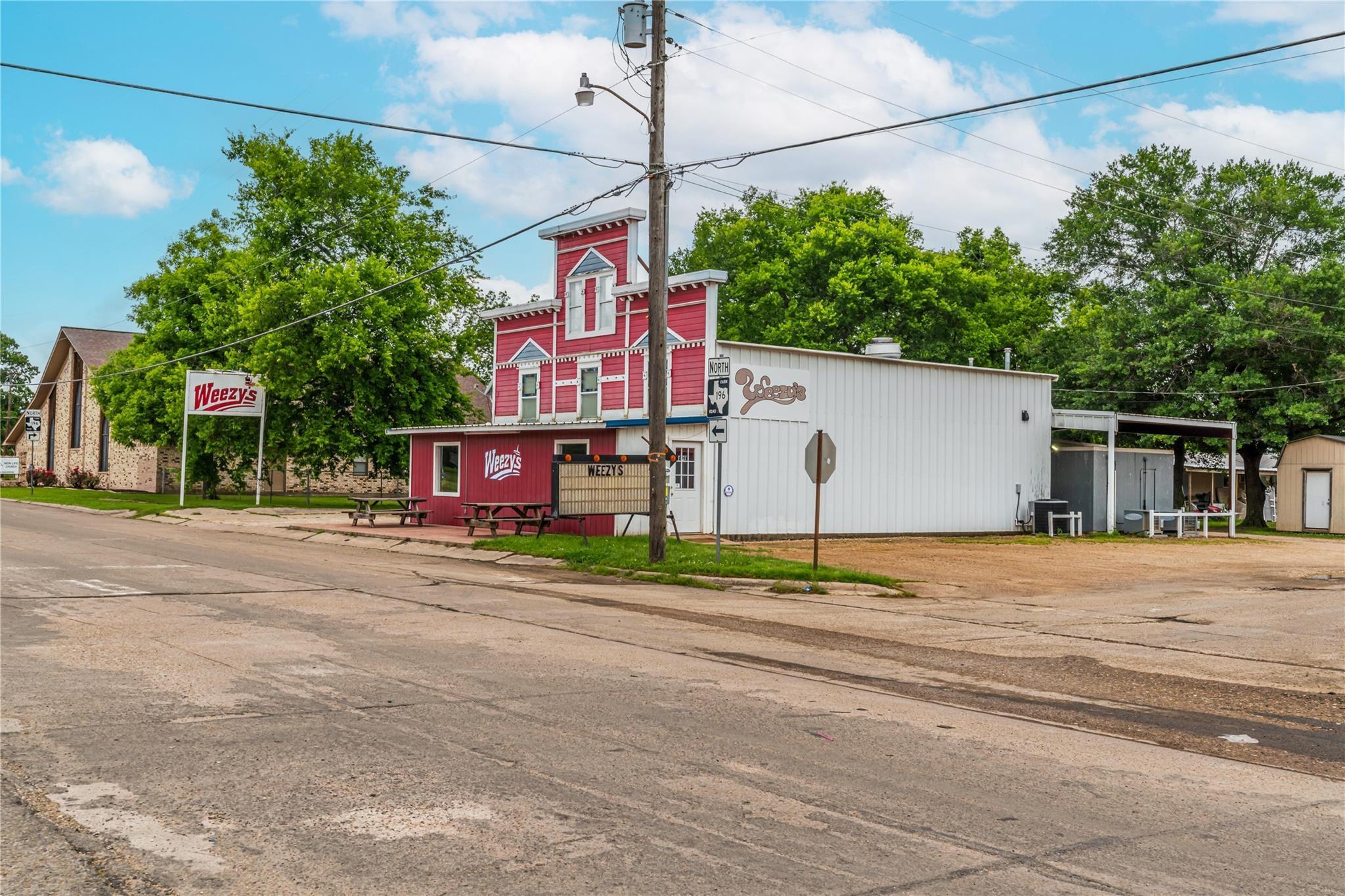 main property photo 5