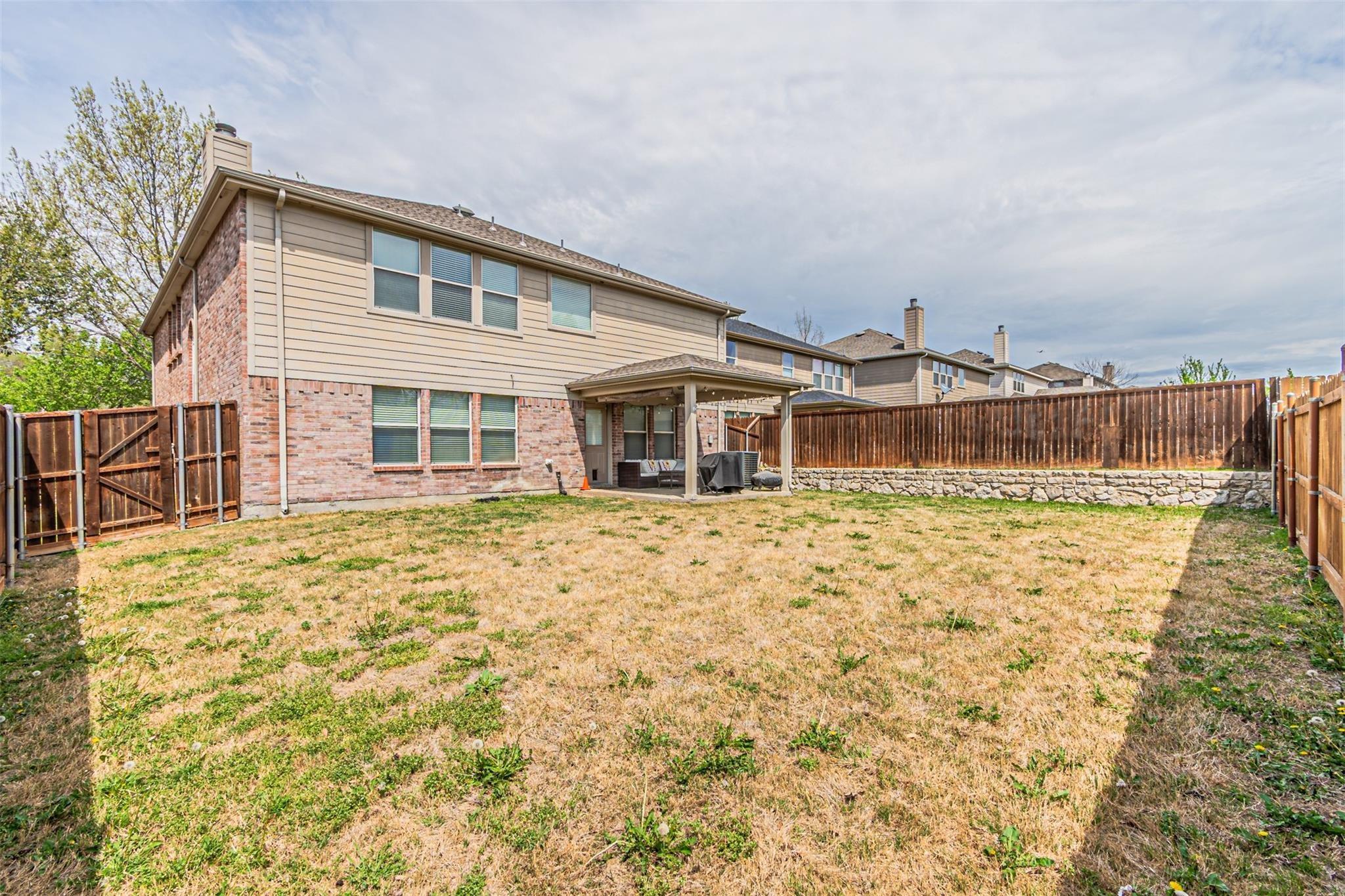 main property photo 27