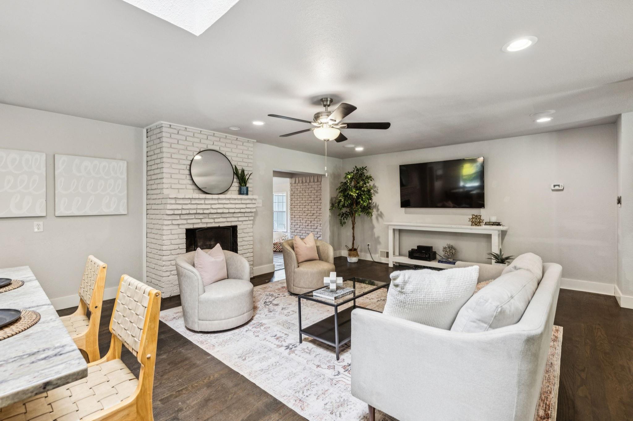 property viewer photo 9