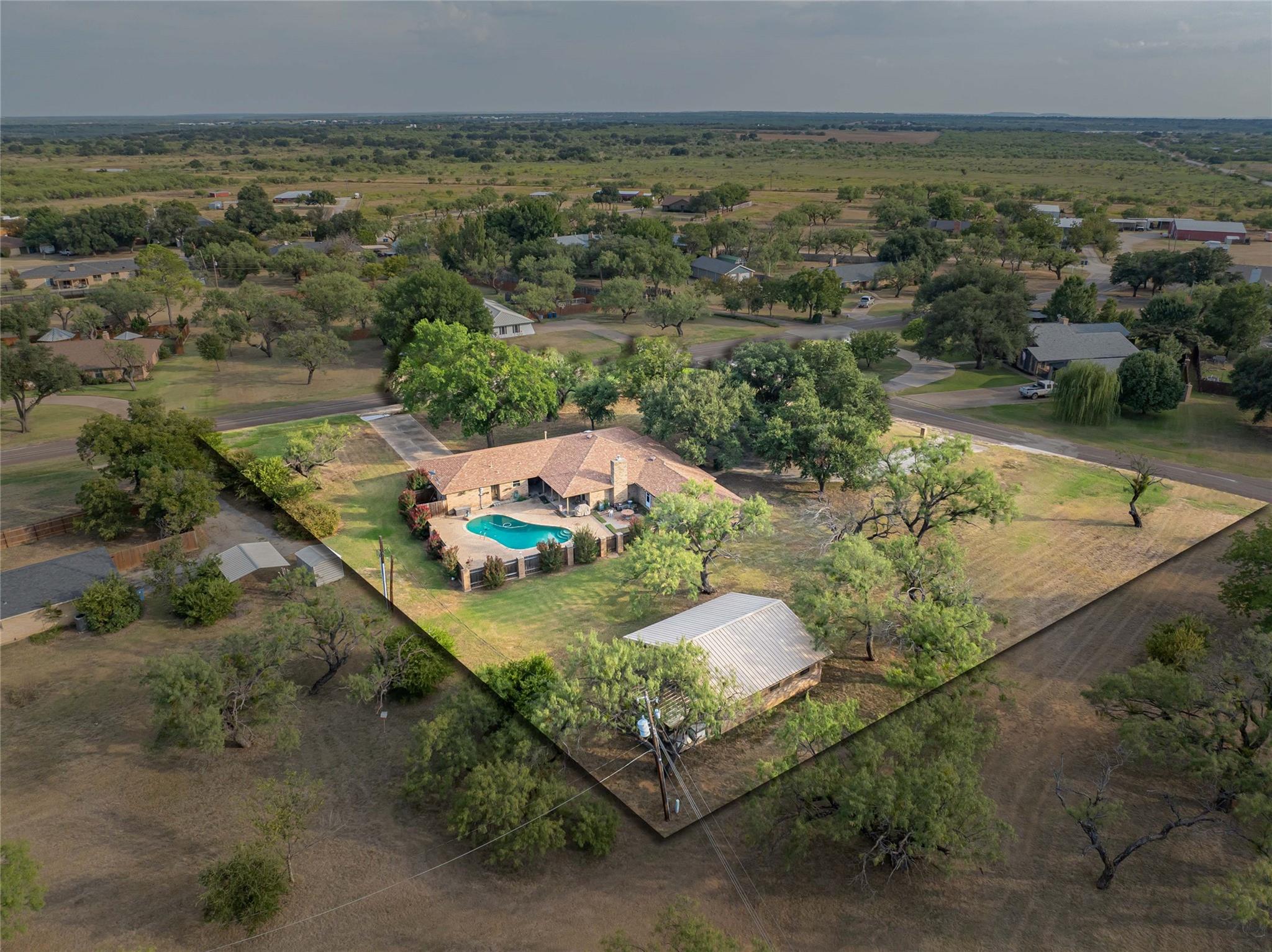main property photo 39