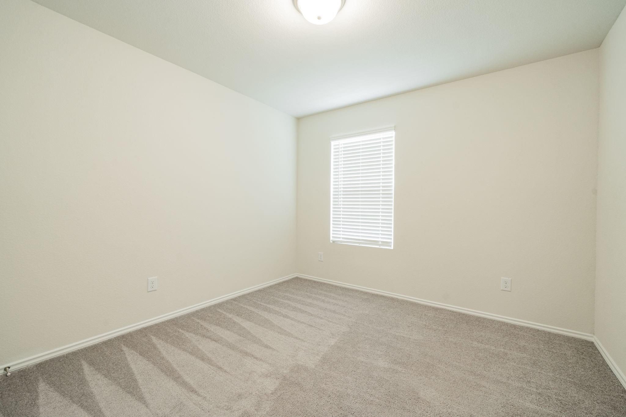 property viewer photo 30