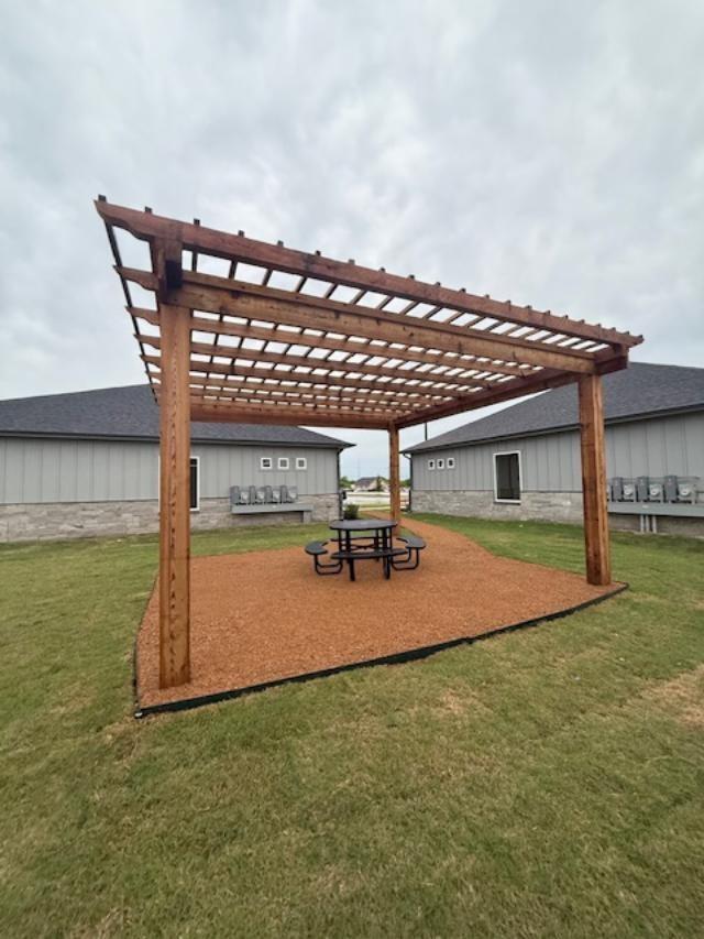 main property photo 12