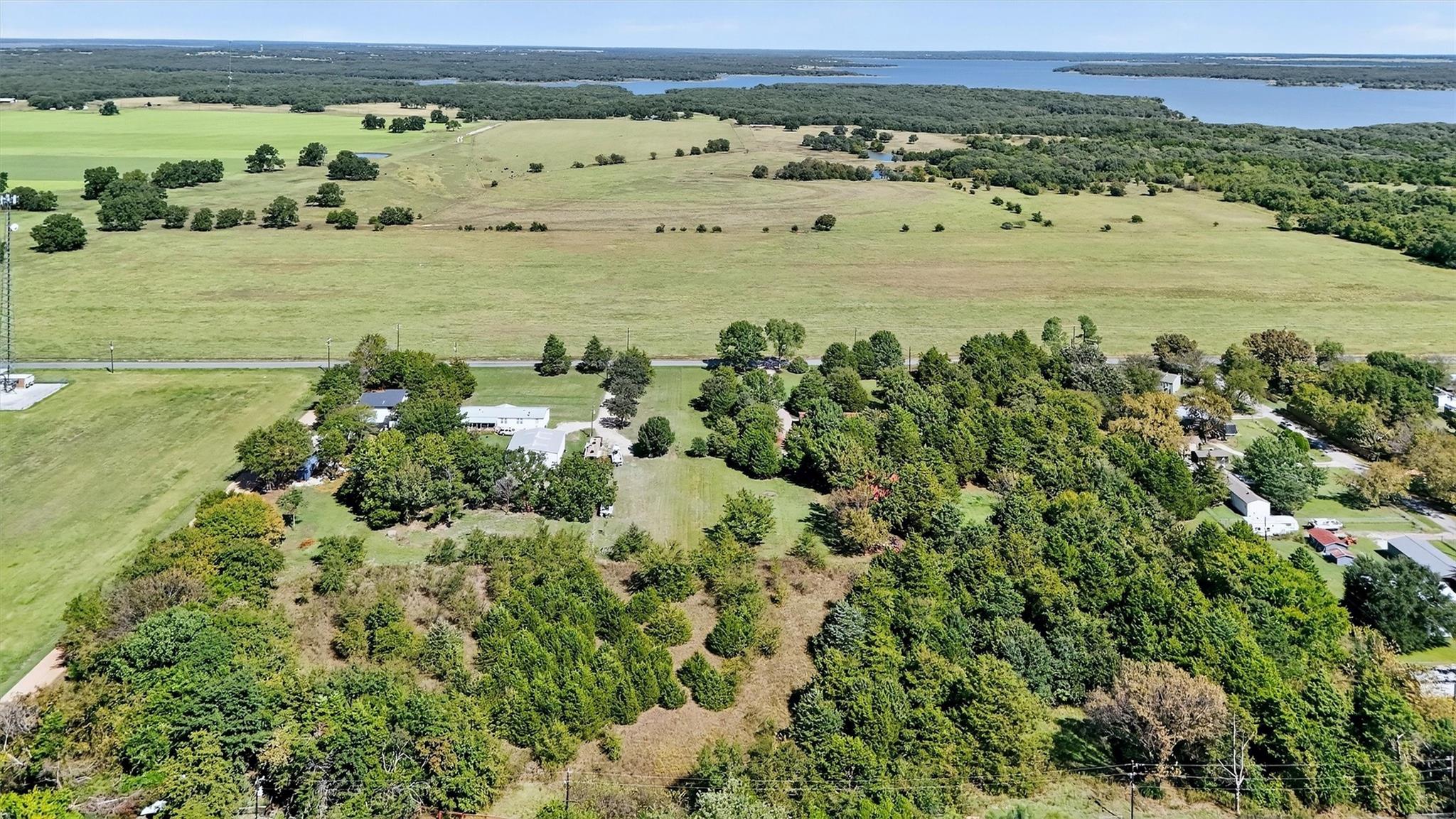 main property photo 15