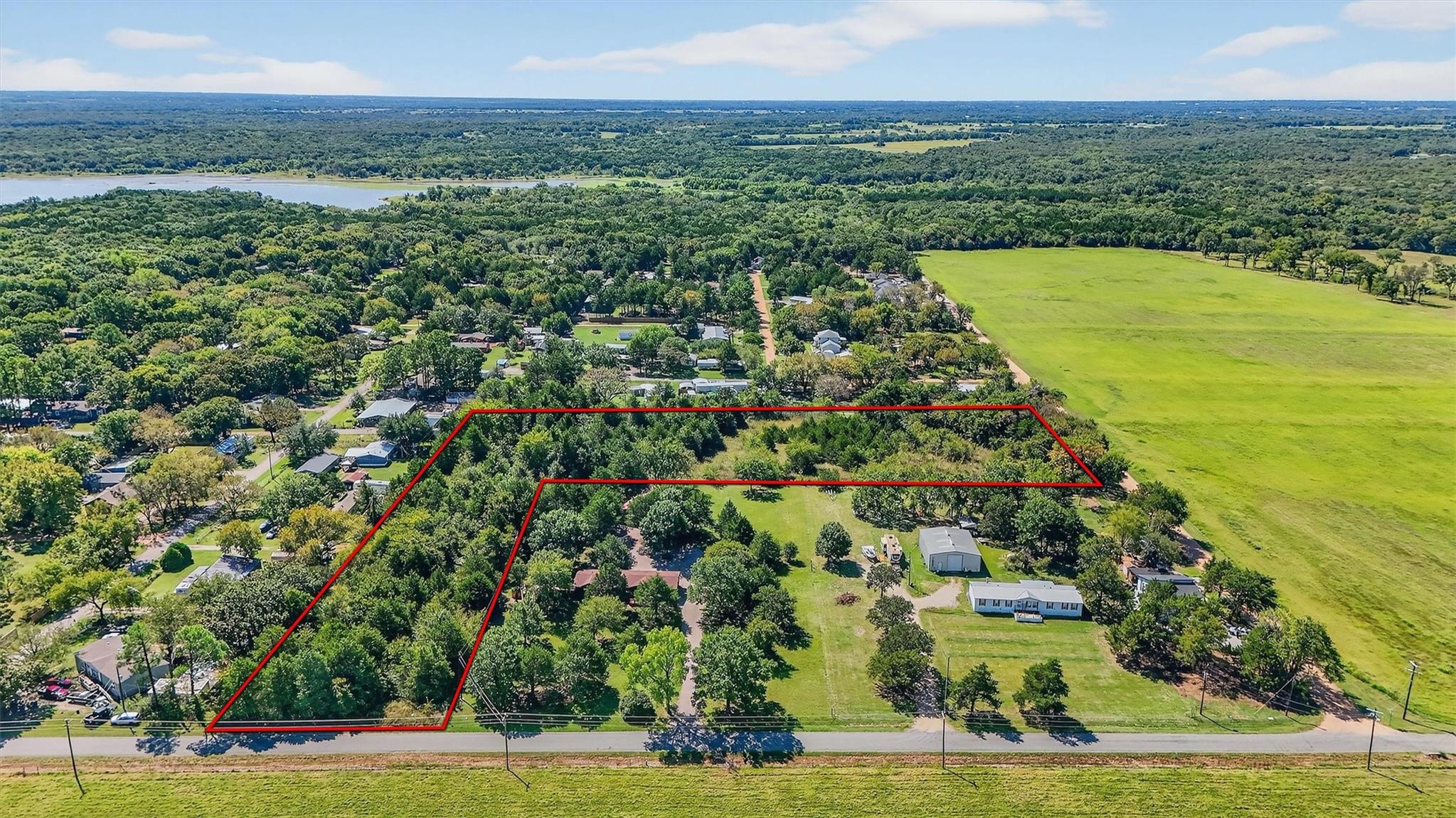 main property photo 6