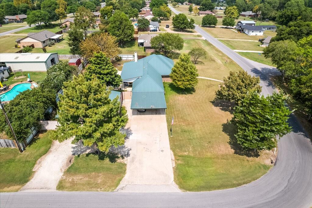 main property photo 35