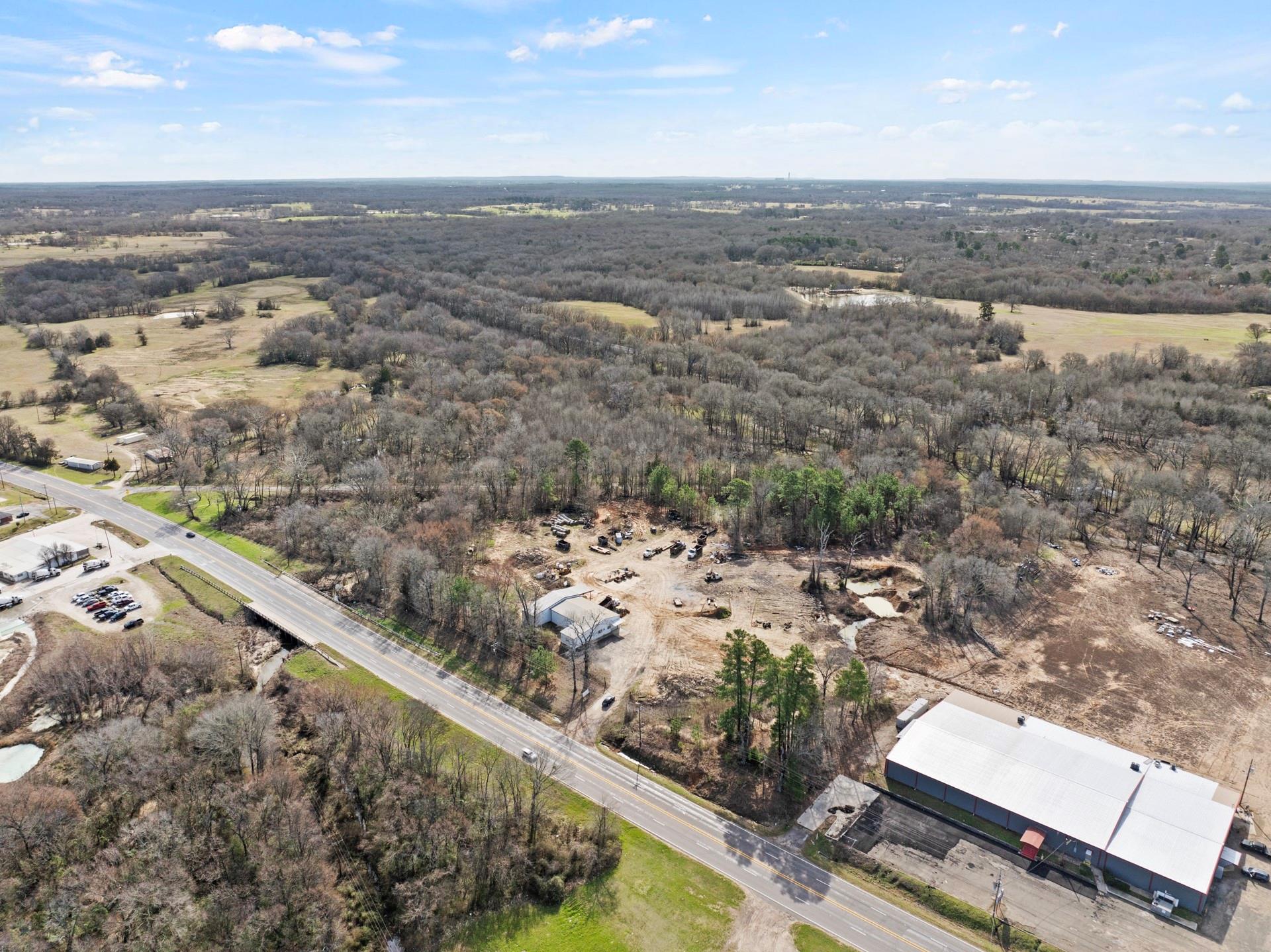 main property photo 20