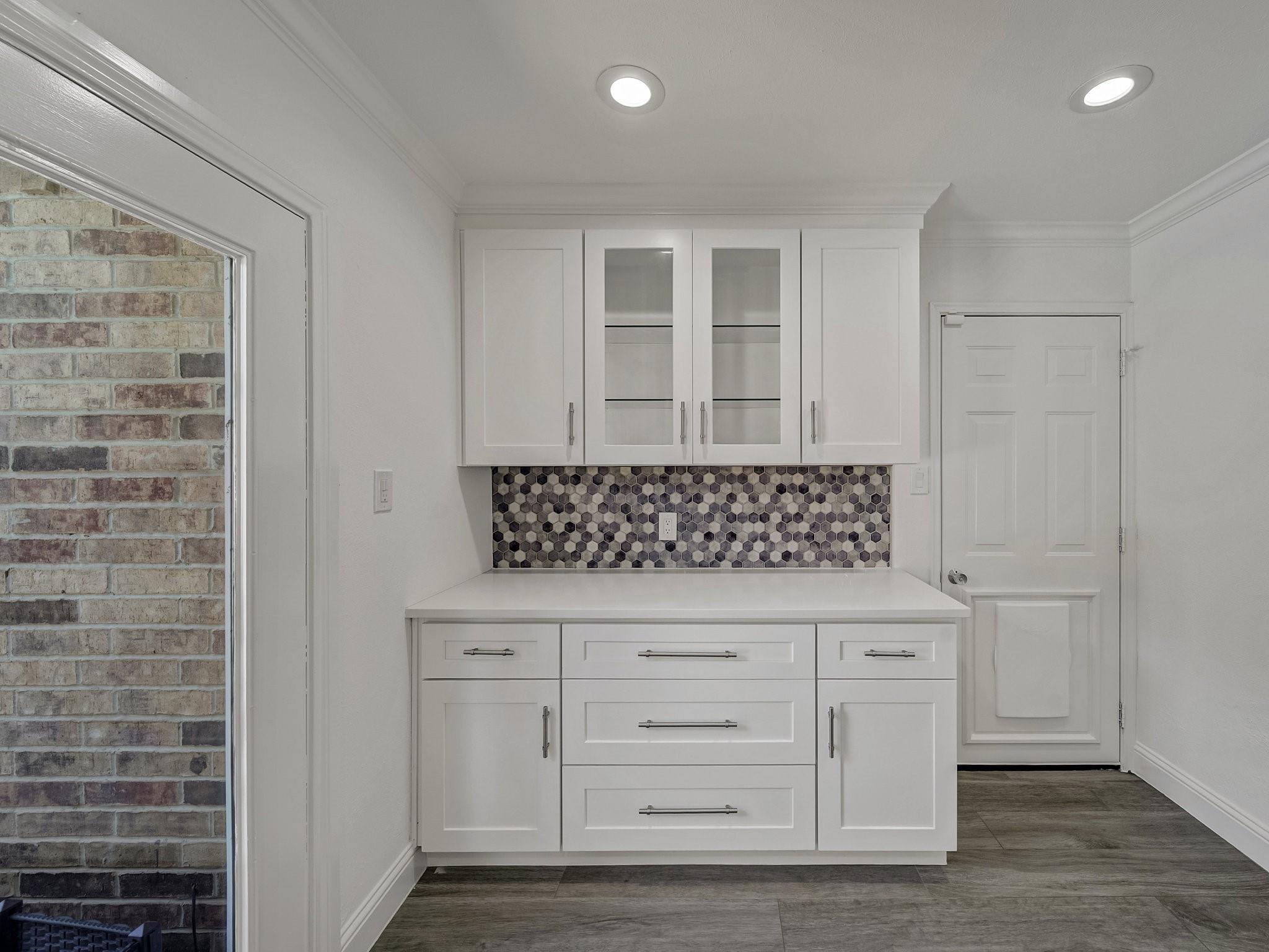 property viewer photo 16