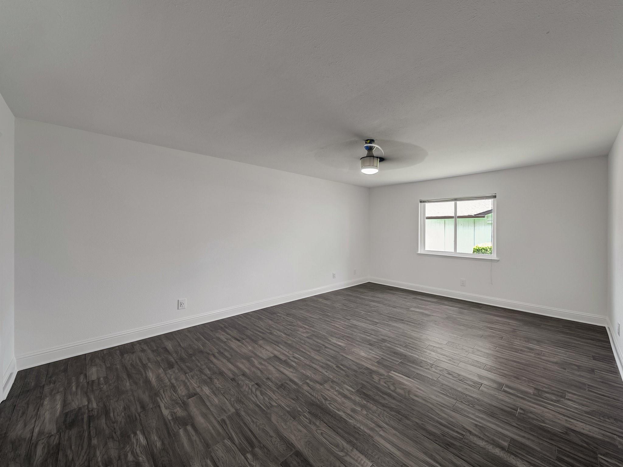 property viewer photo 23