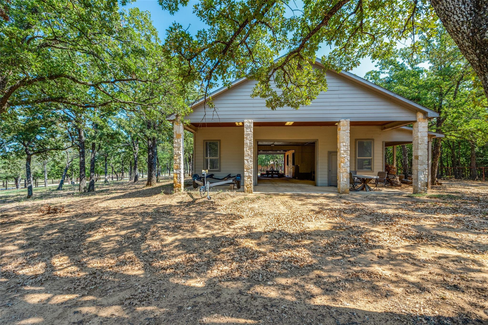 main property photo 36