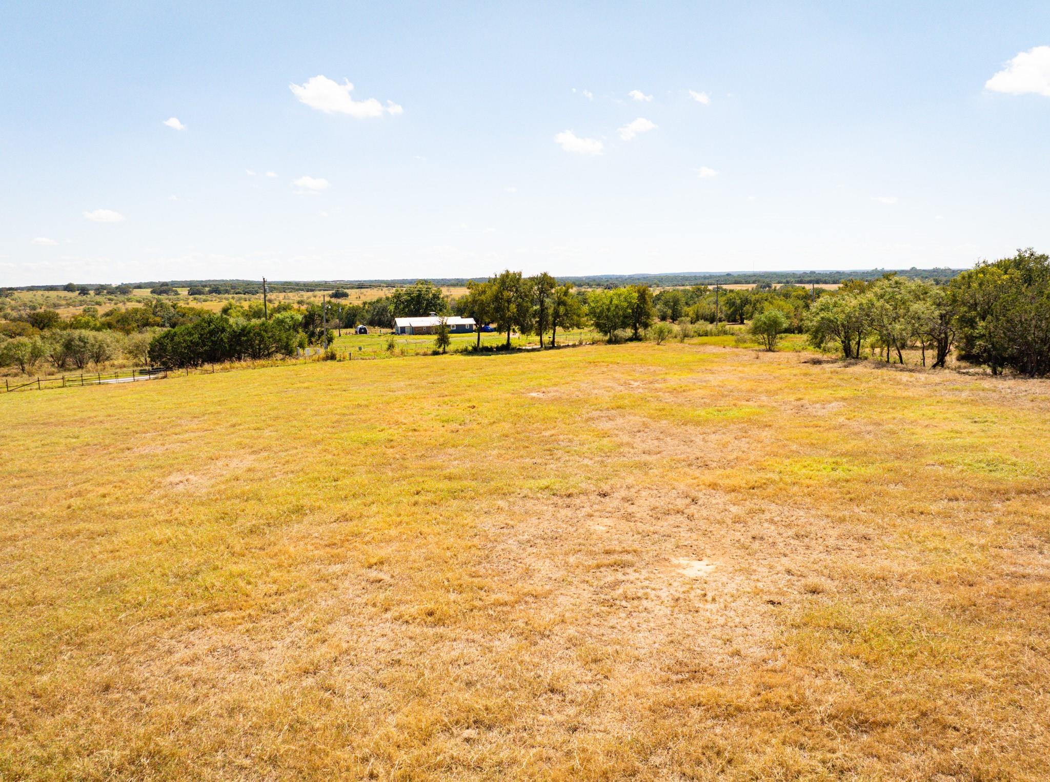 main property photo 16