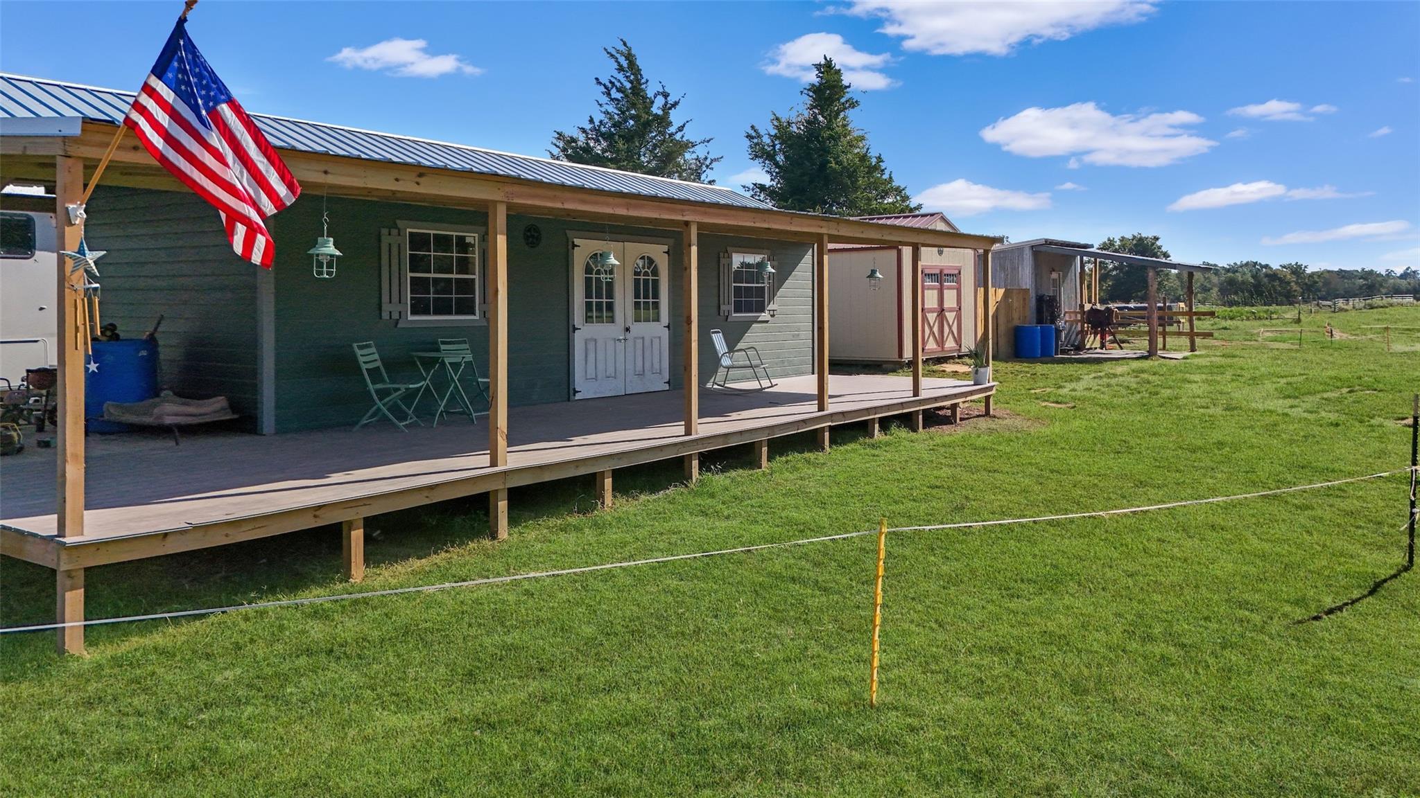 main property photo 5