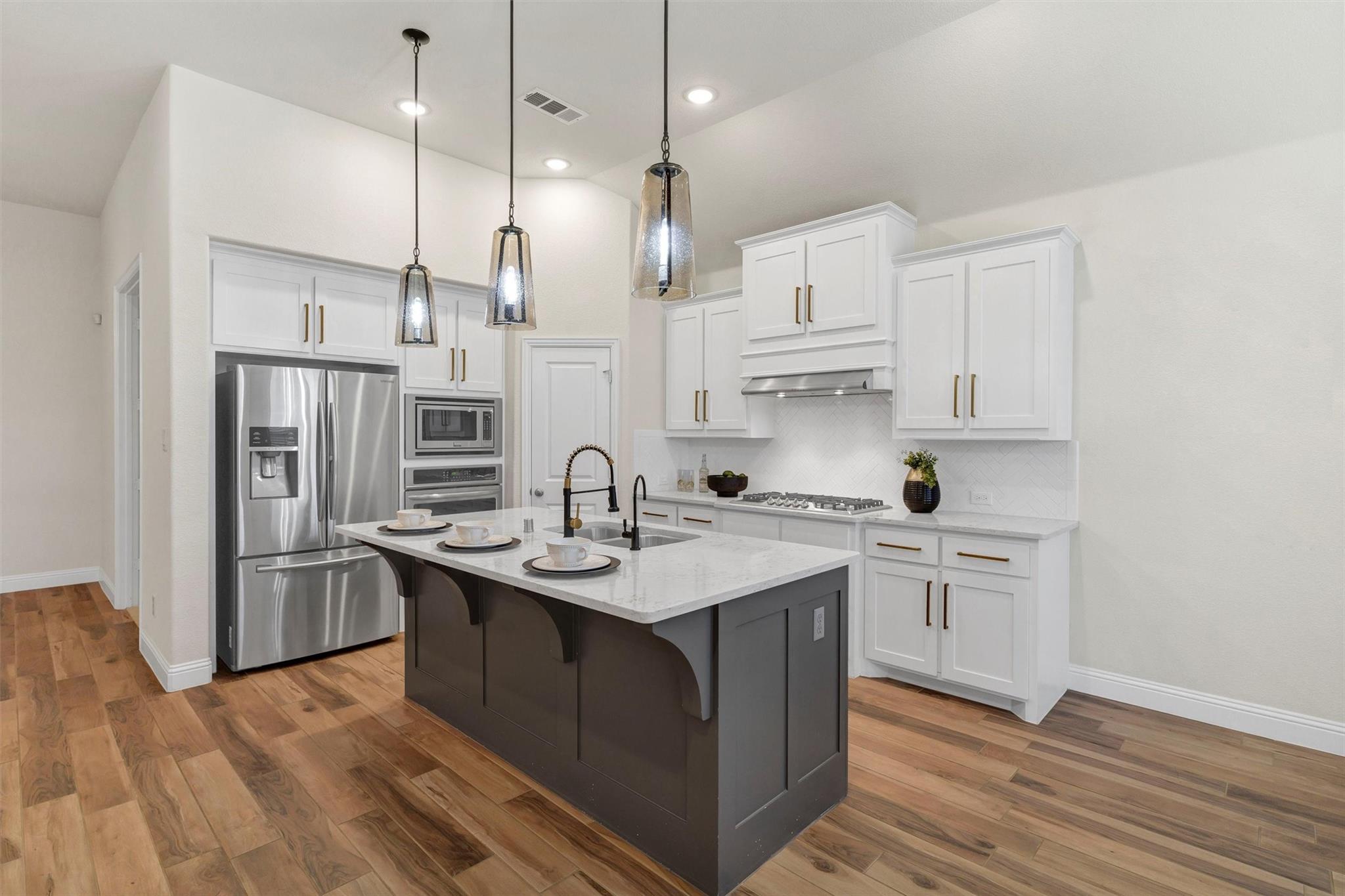 property viewer photo 18