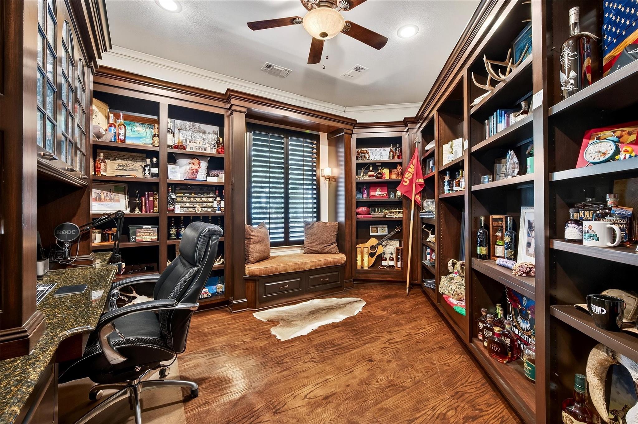 main property photo 23