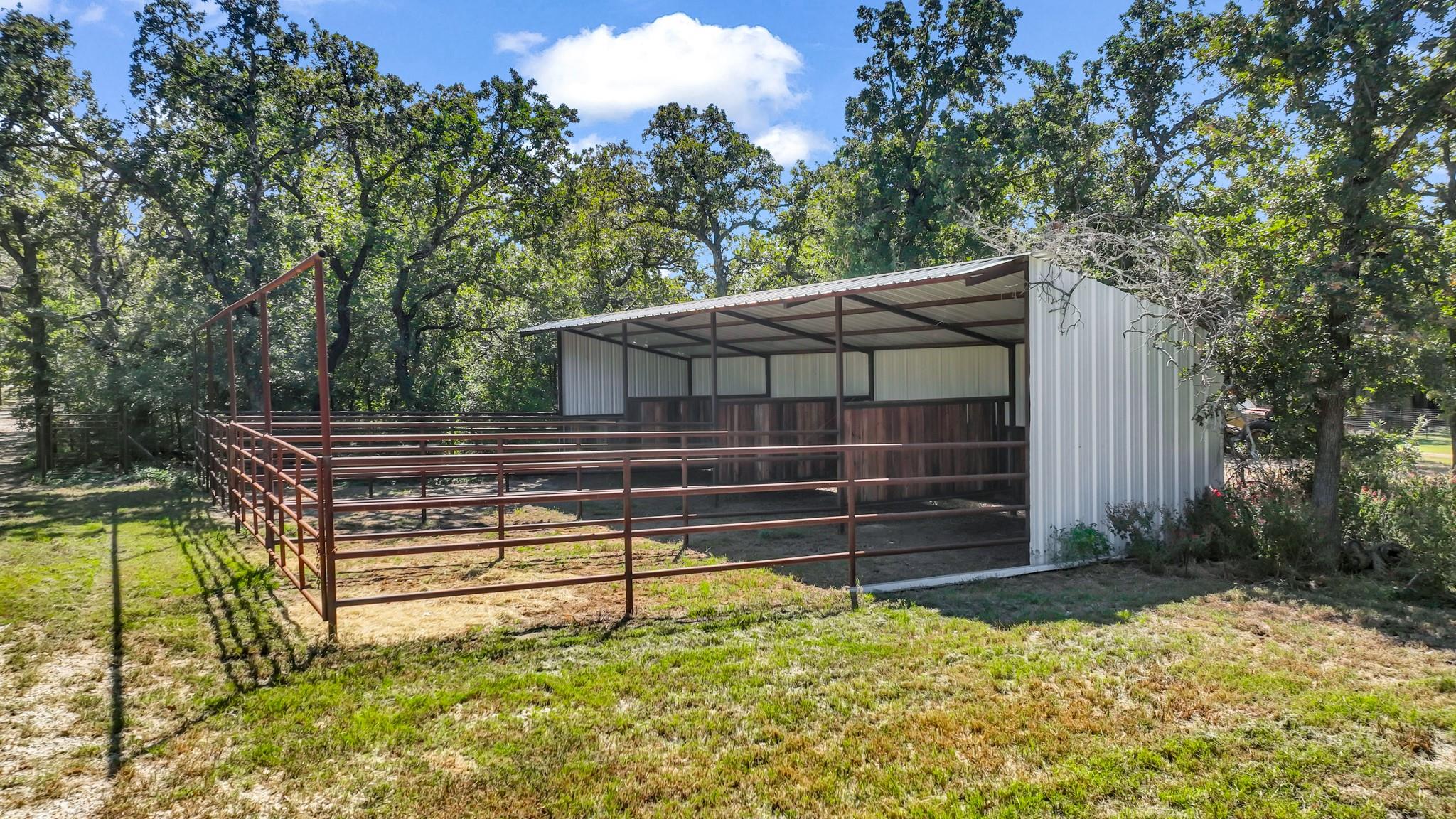 main property photo 35