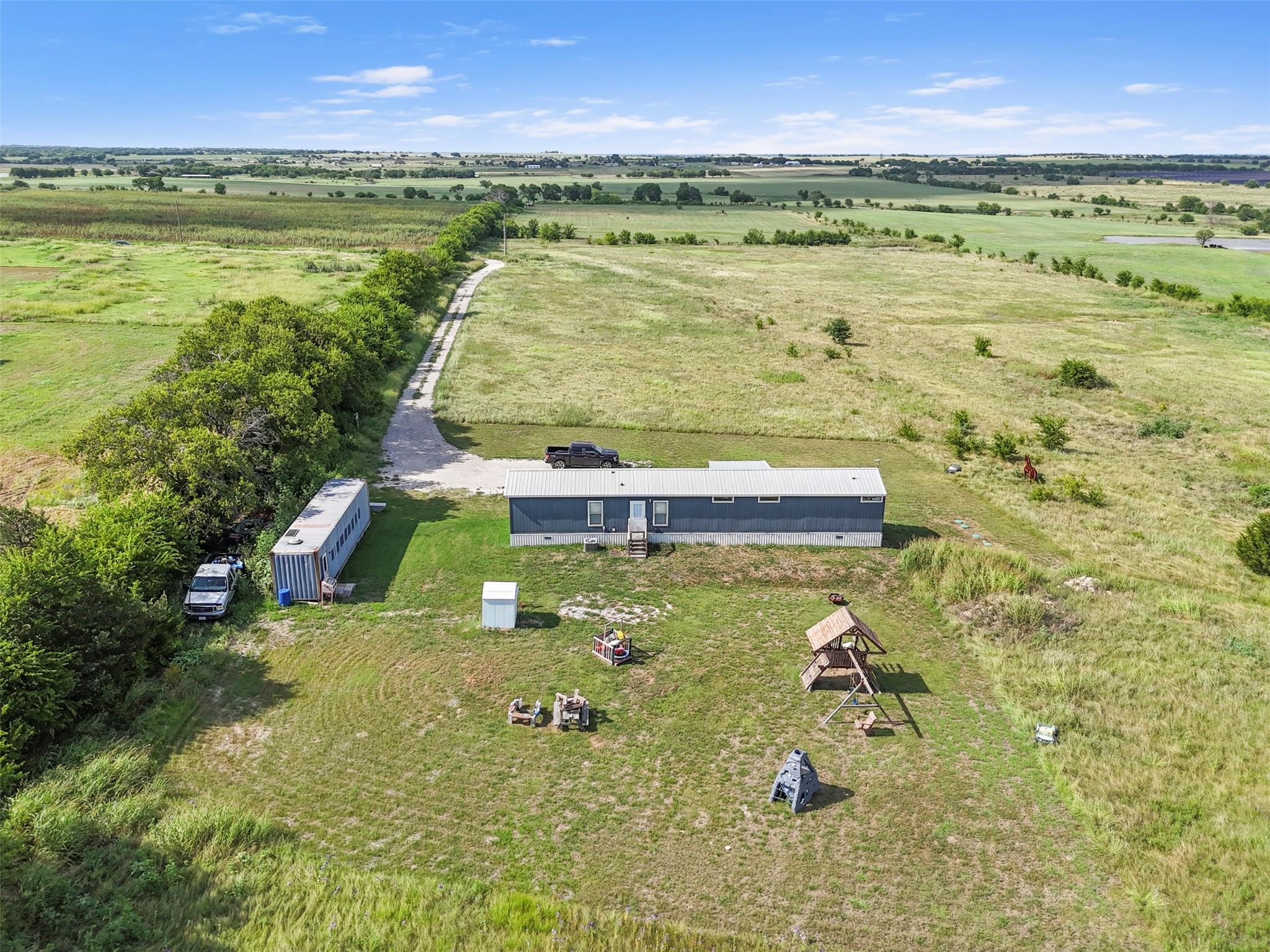 main property photo 22
