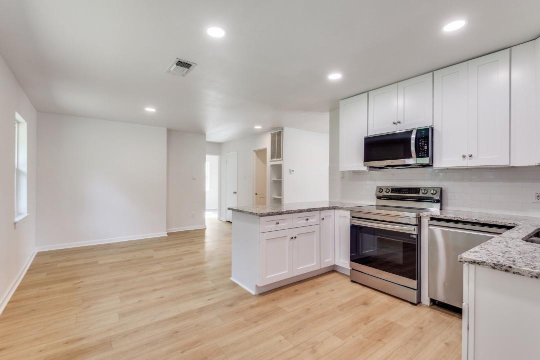 property viewer photo 8