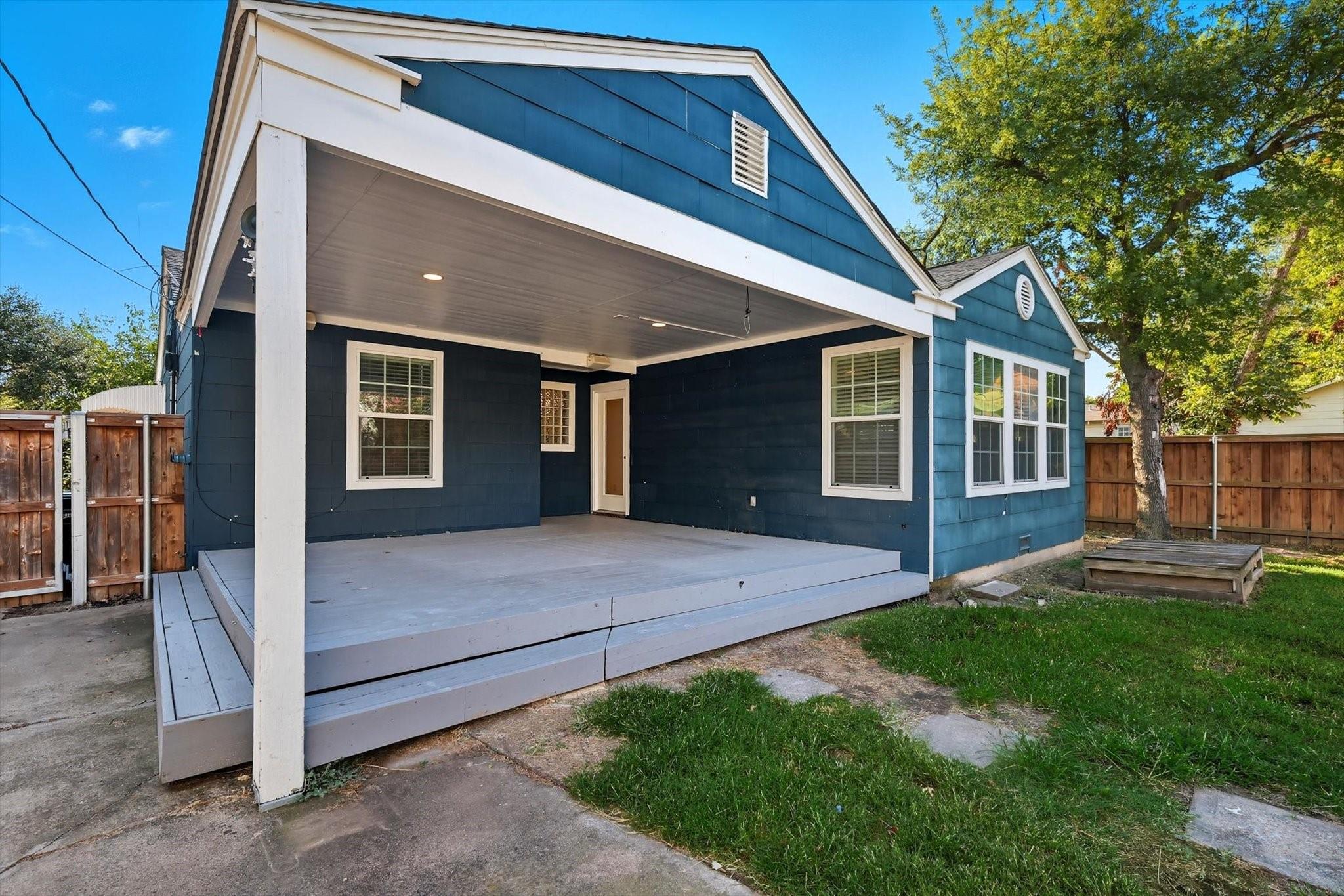 main property photo 31