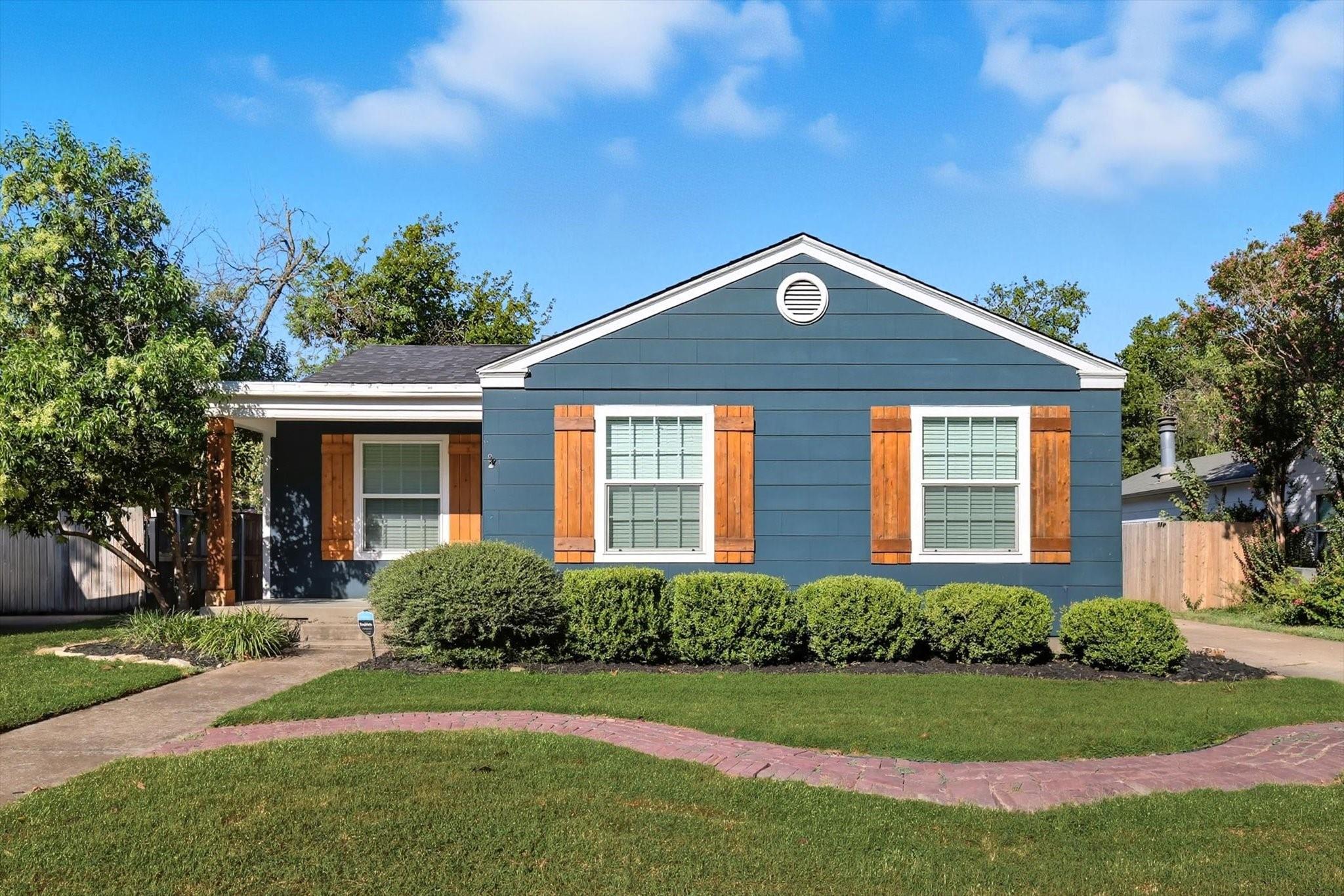 main property photo 4