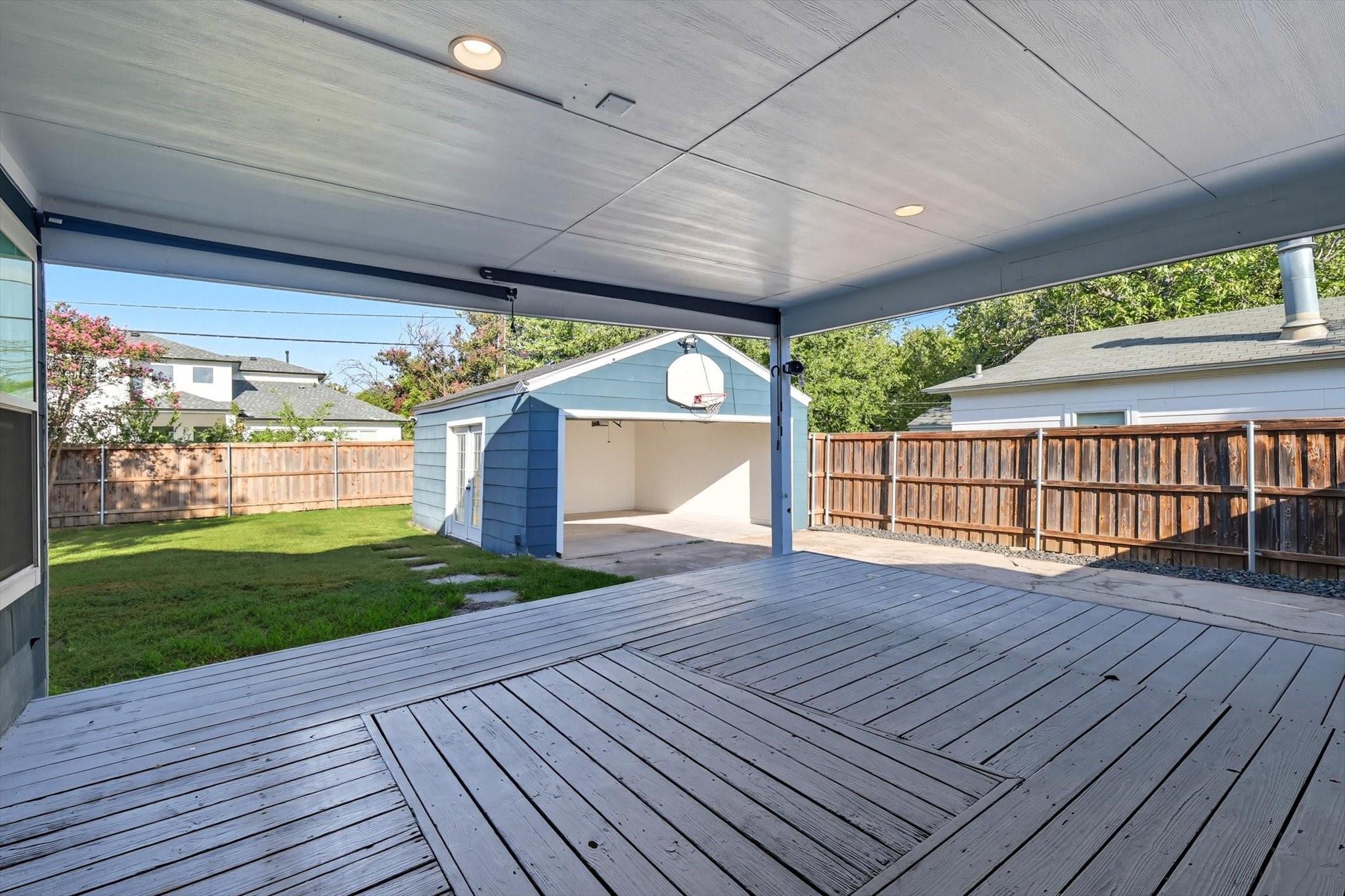 main property photo 8