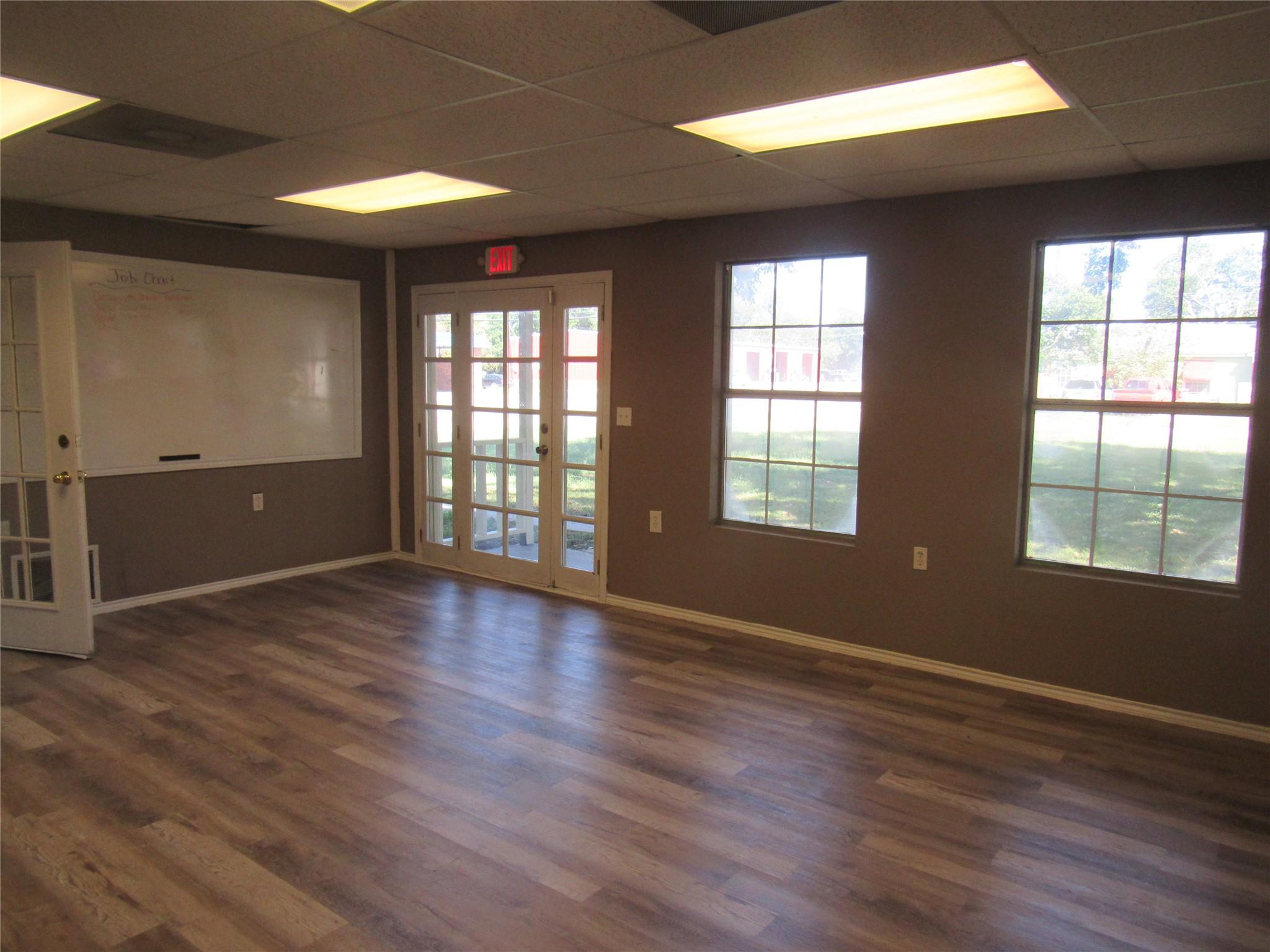 main property photo 15