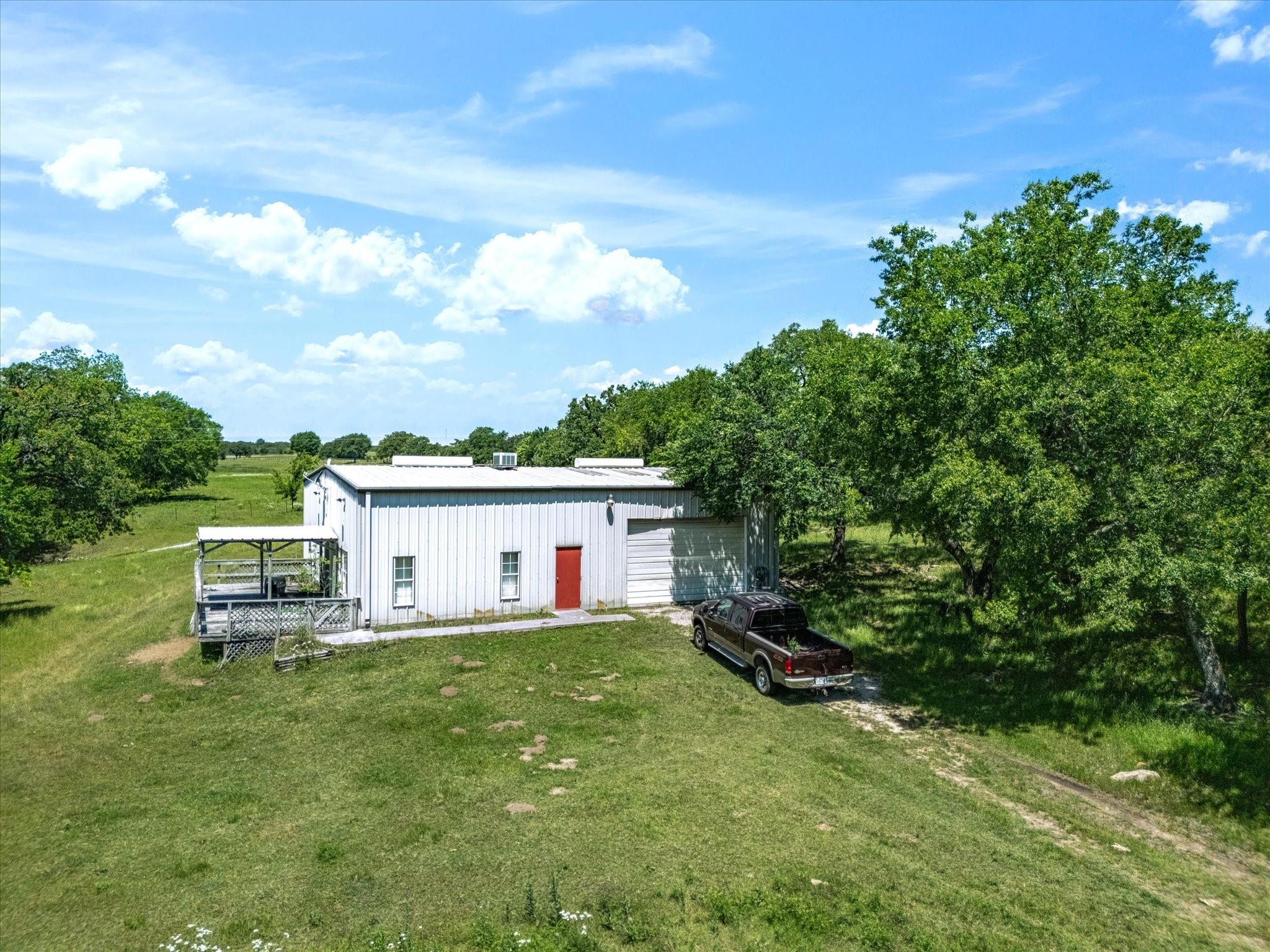 main property photo 27