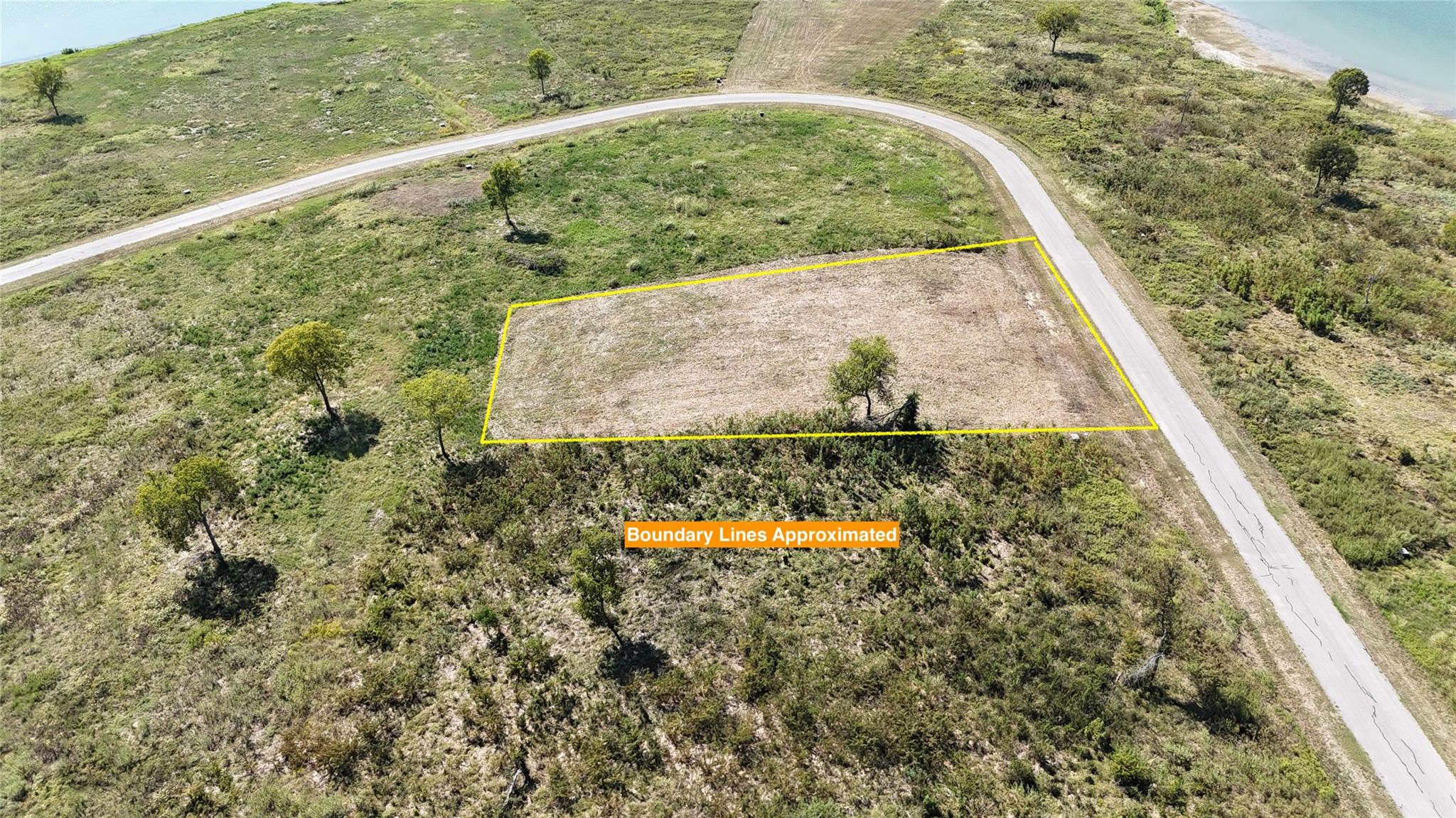 main property photo 12