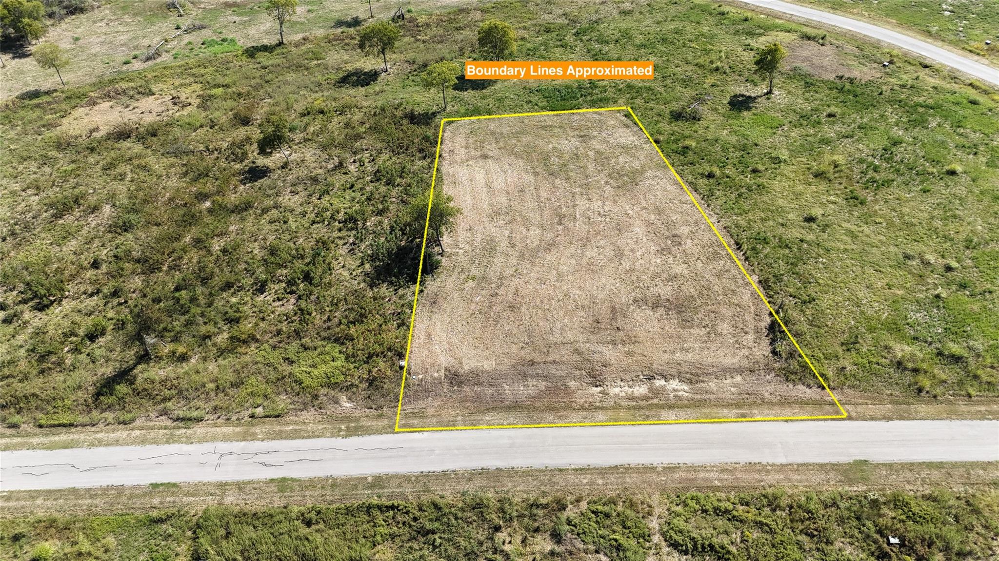main property photo 14