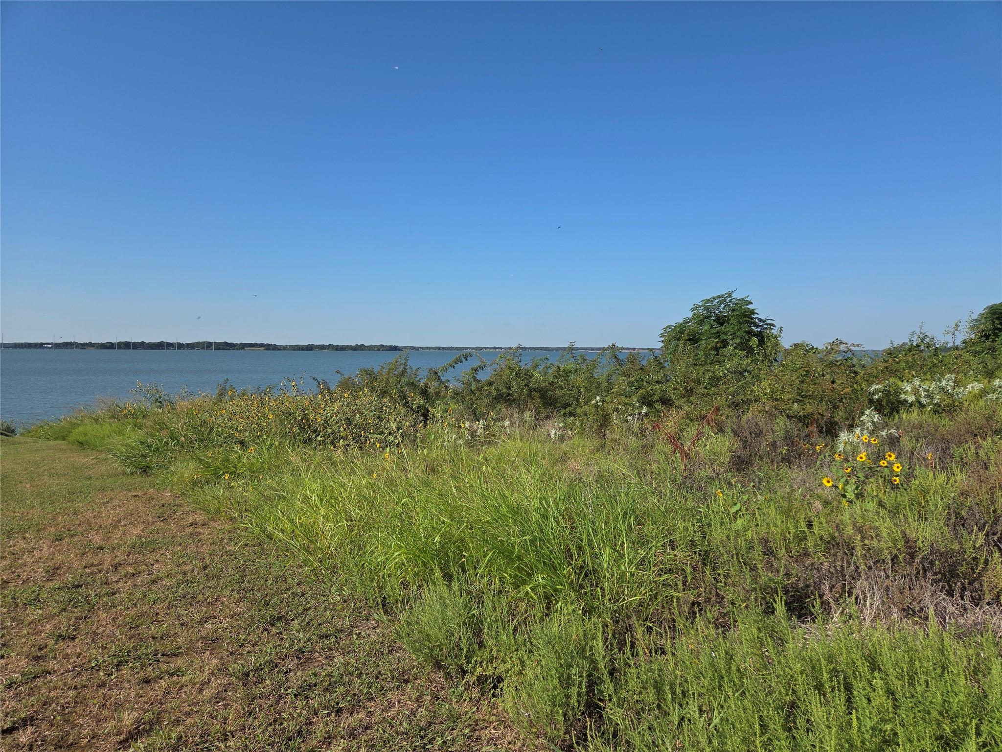 main property photo 23