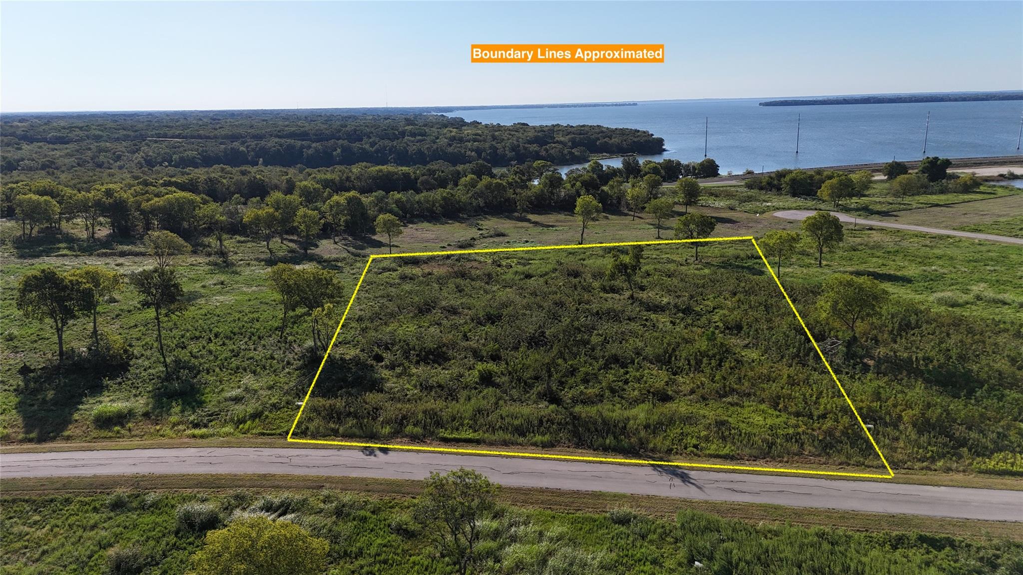 main property photo 24