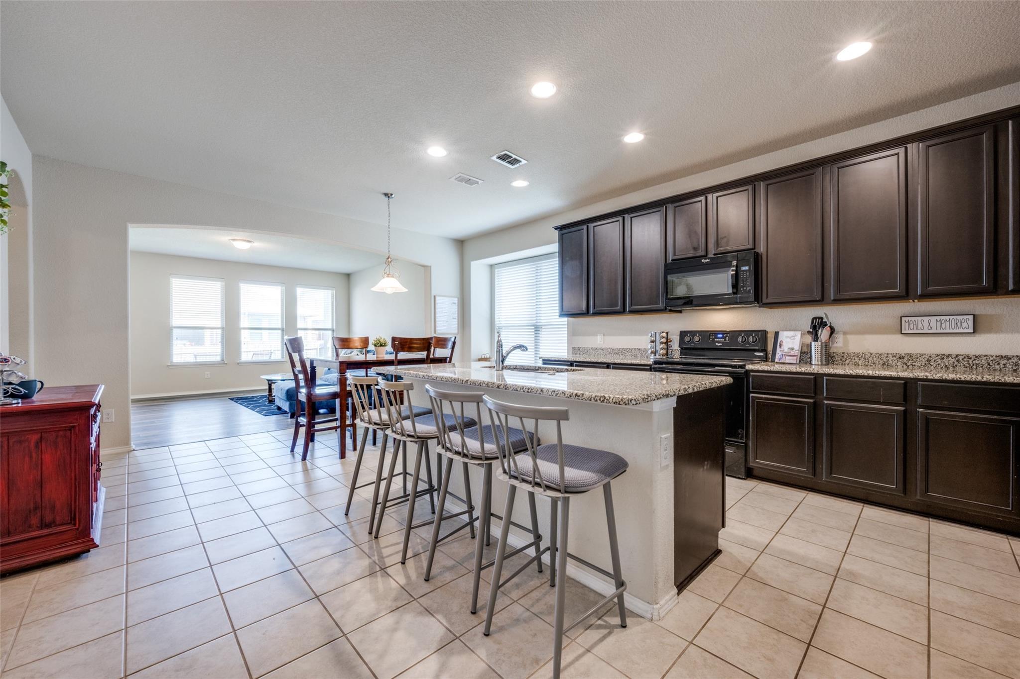 property viewer photo 8