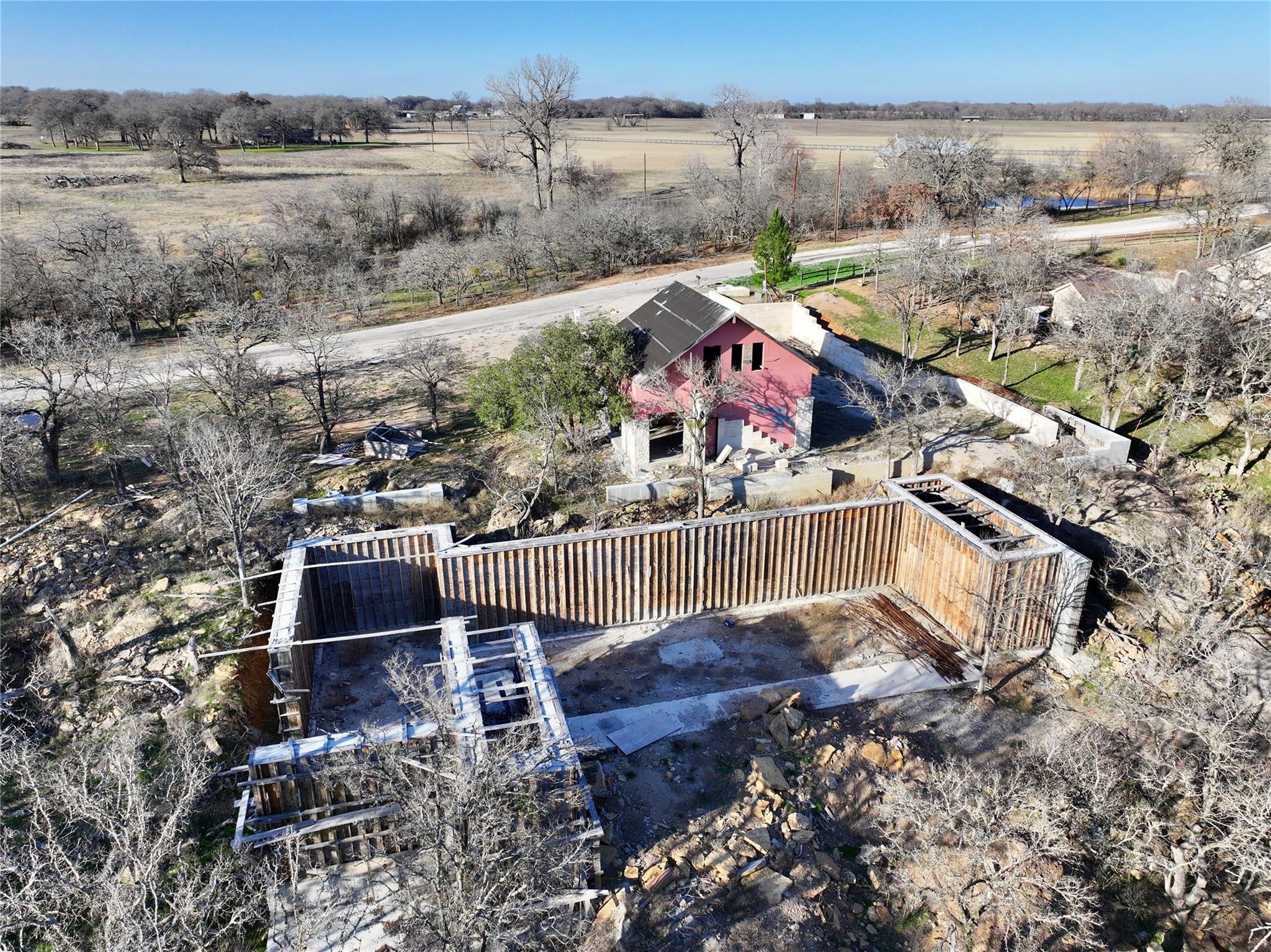 main property photo 12