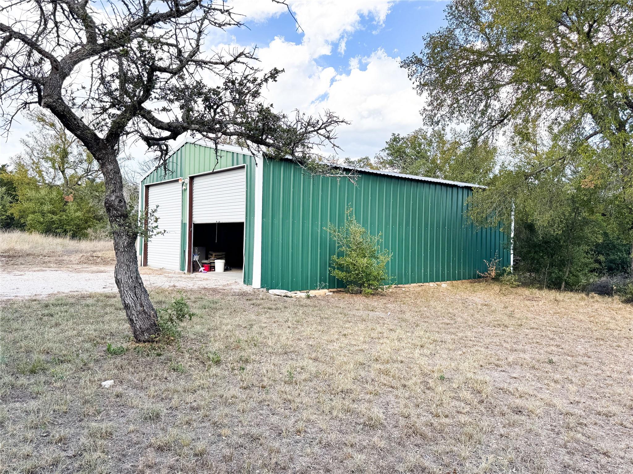 main property photo 34