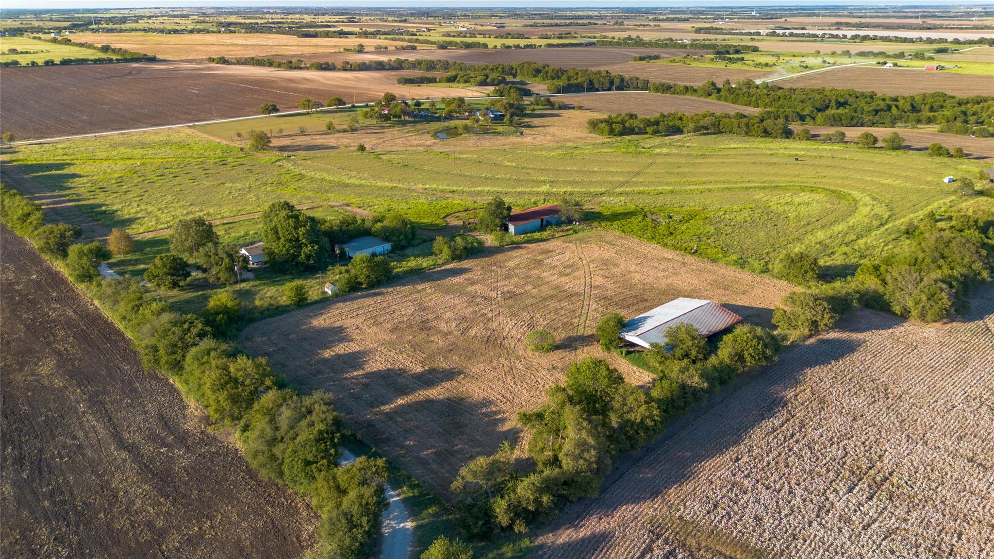 main property photo 4