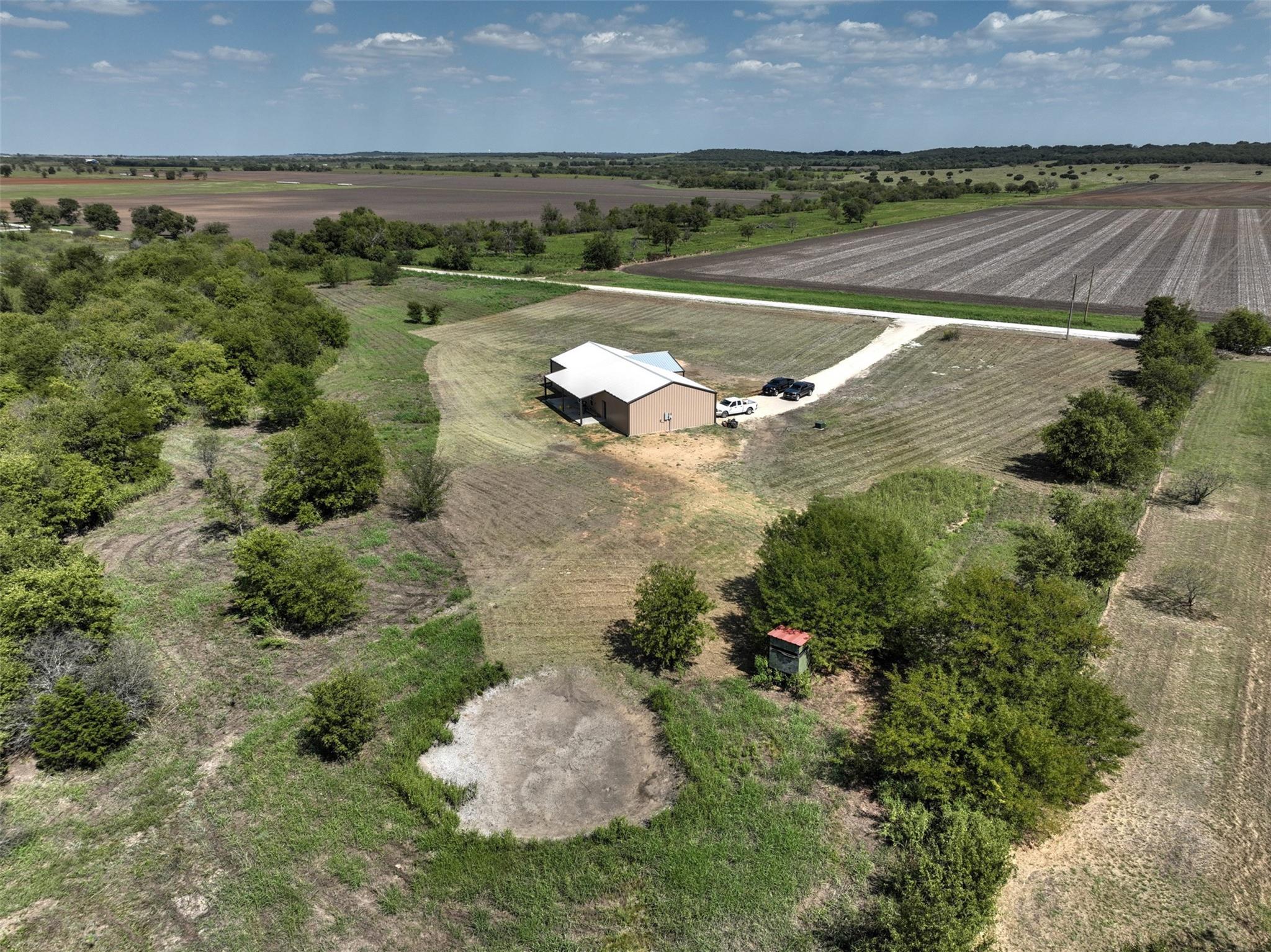 main property photo 29