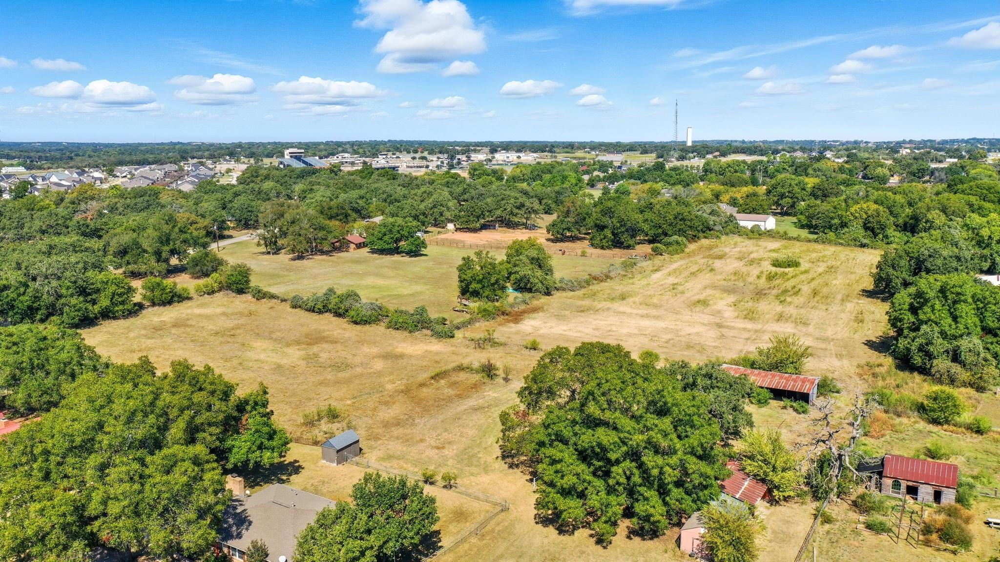 main property photo 12