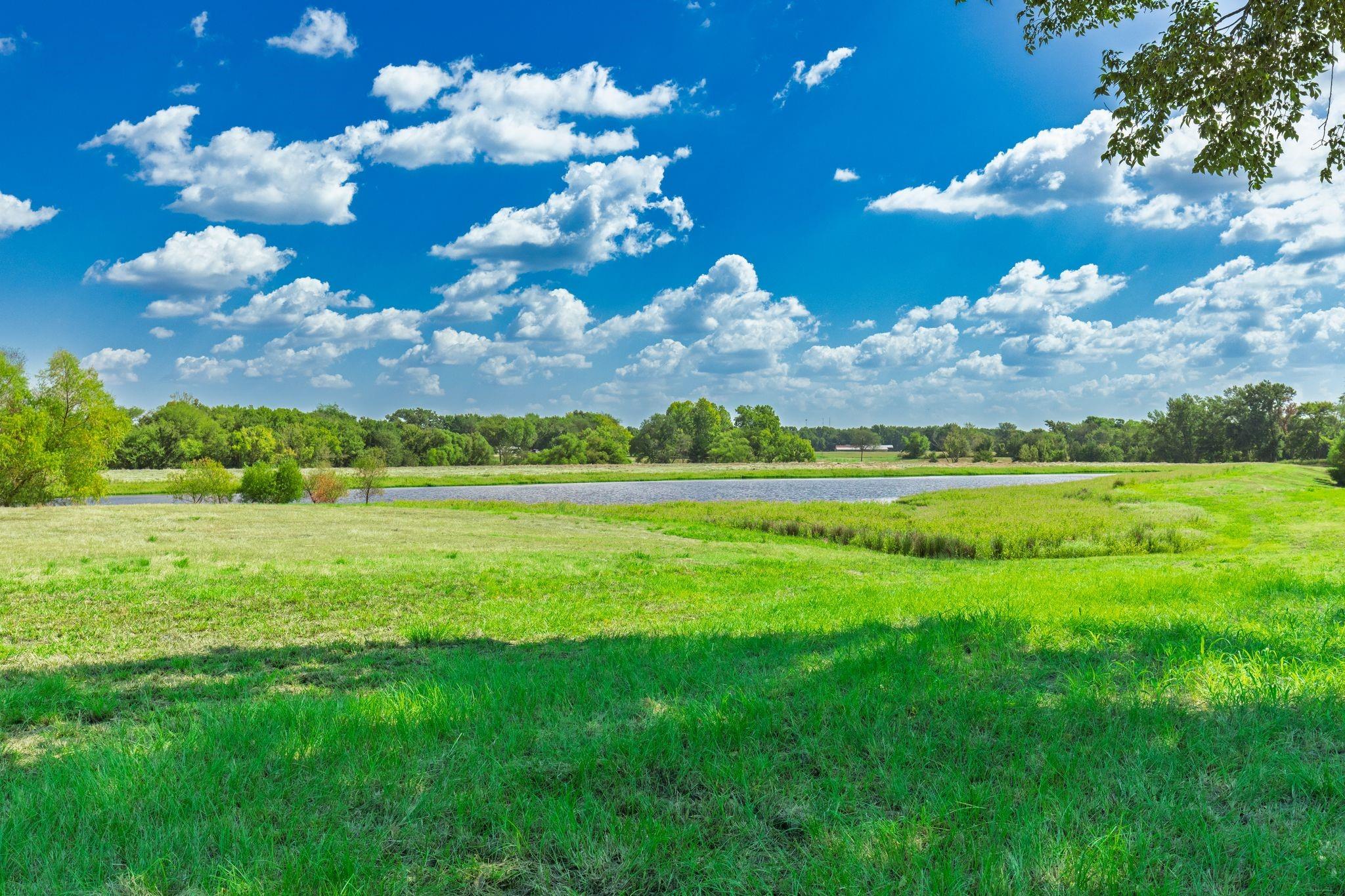 main property photo 22
