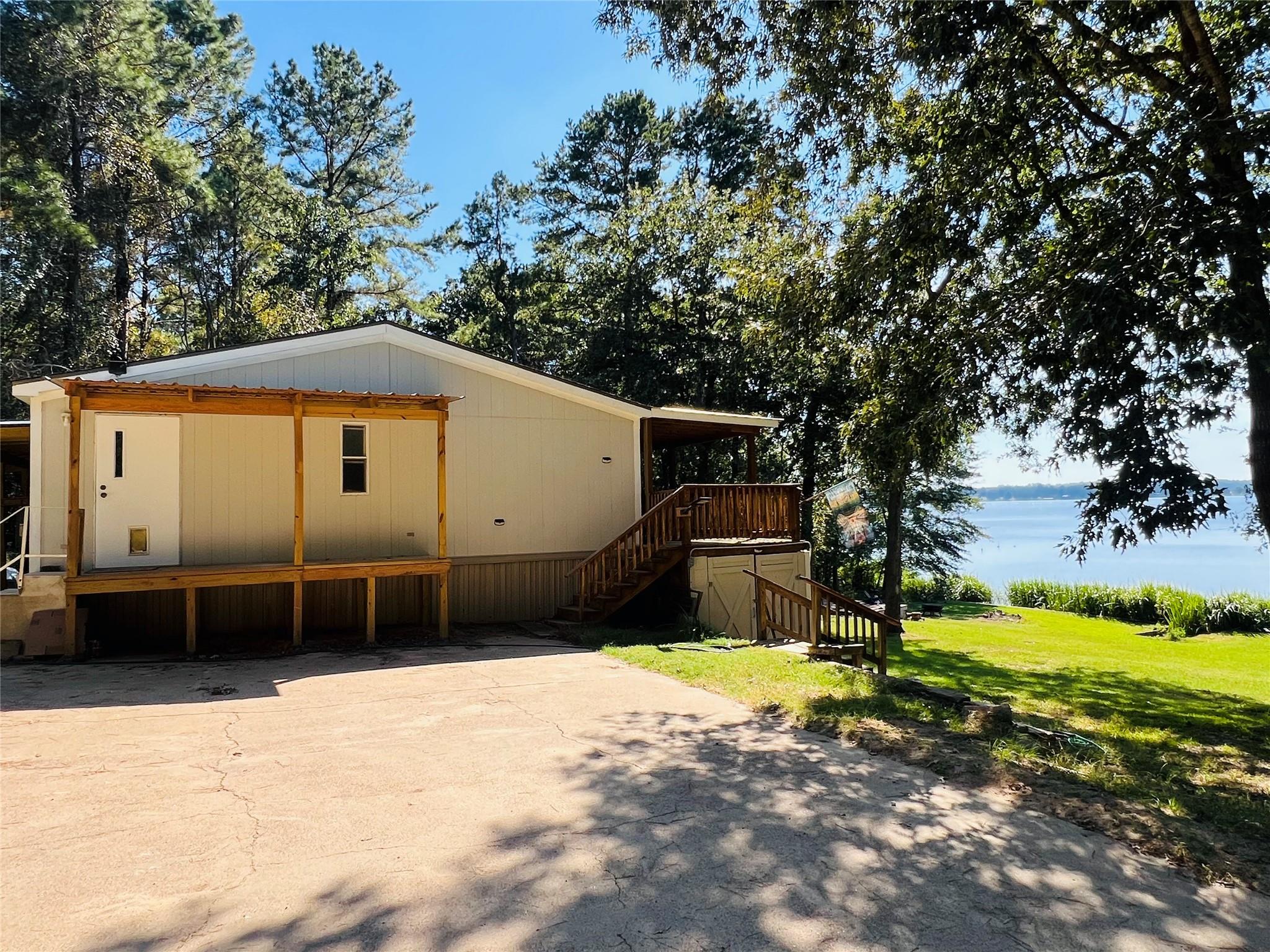 main property photo 29