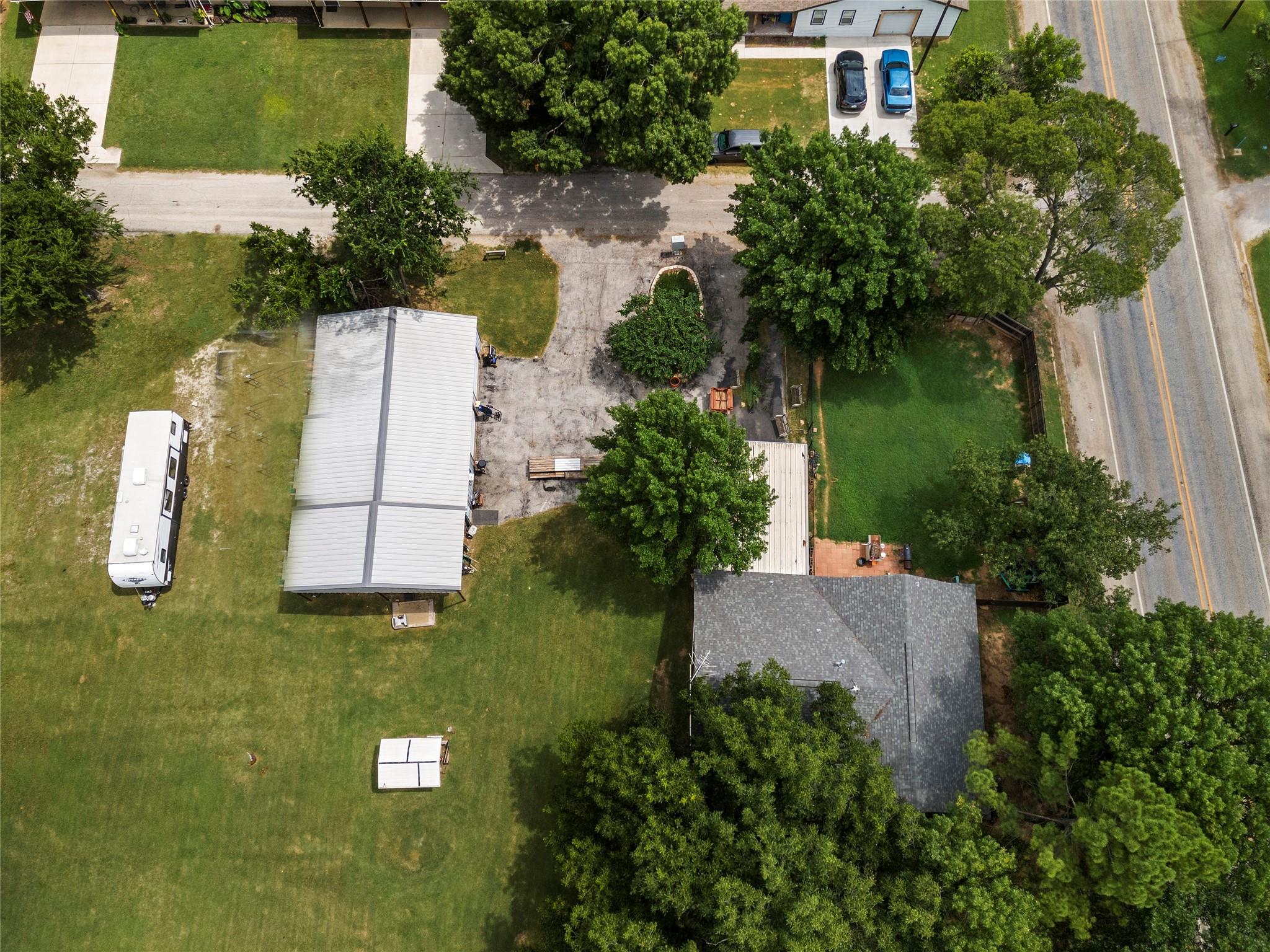main property photo 27