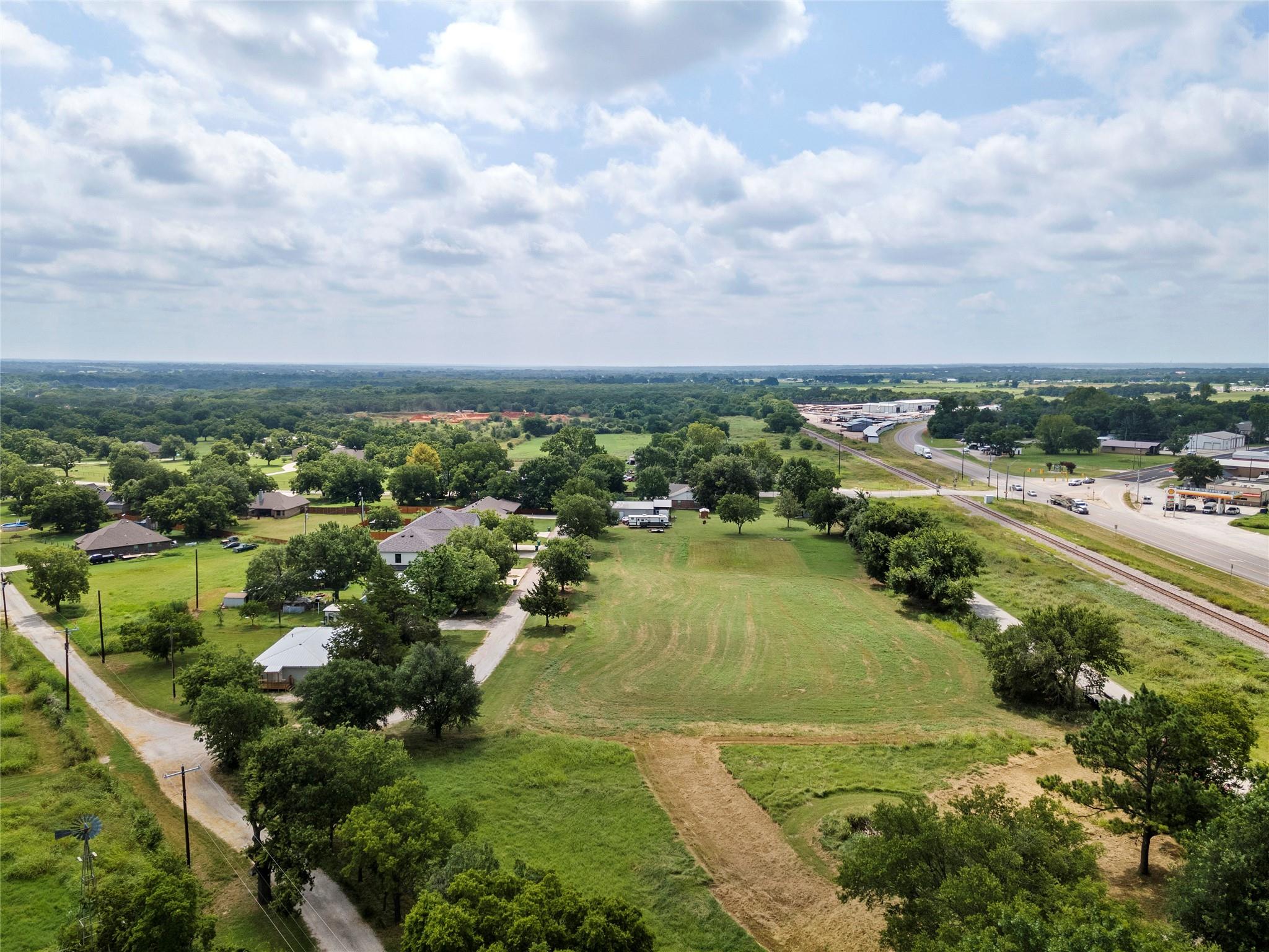 main property photo 34