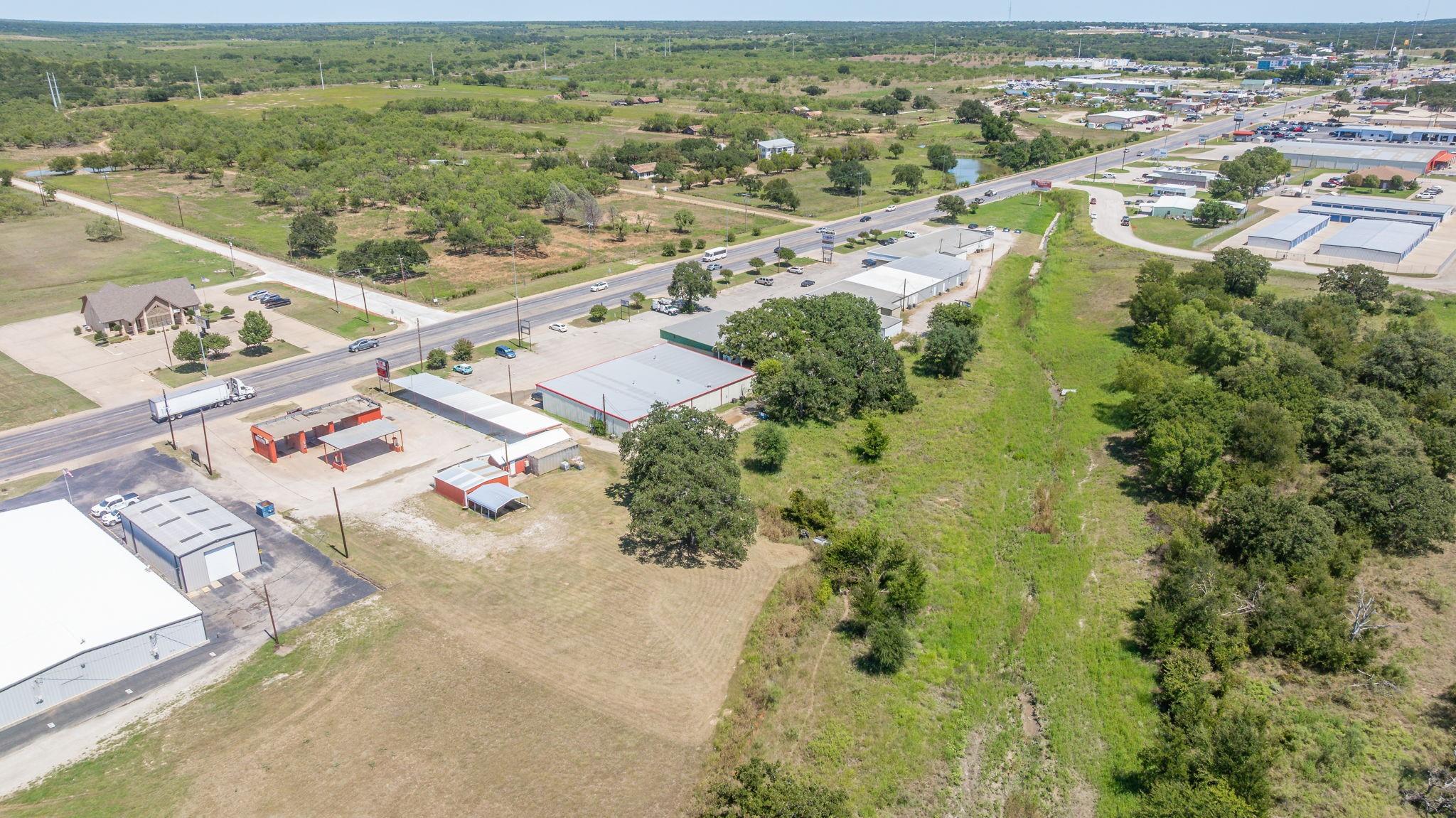 main property photo 25