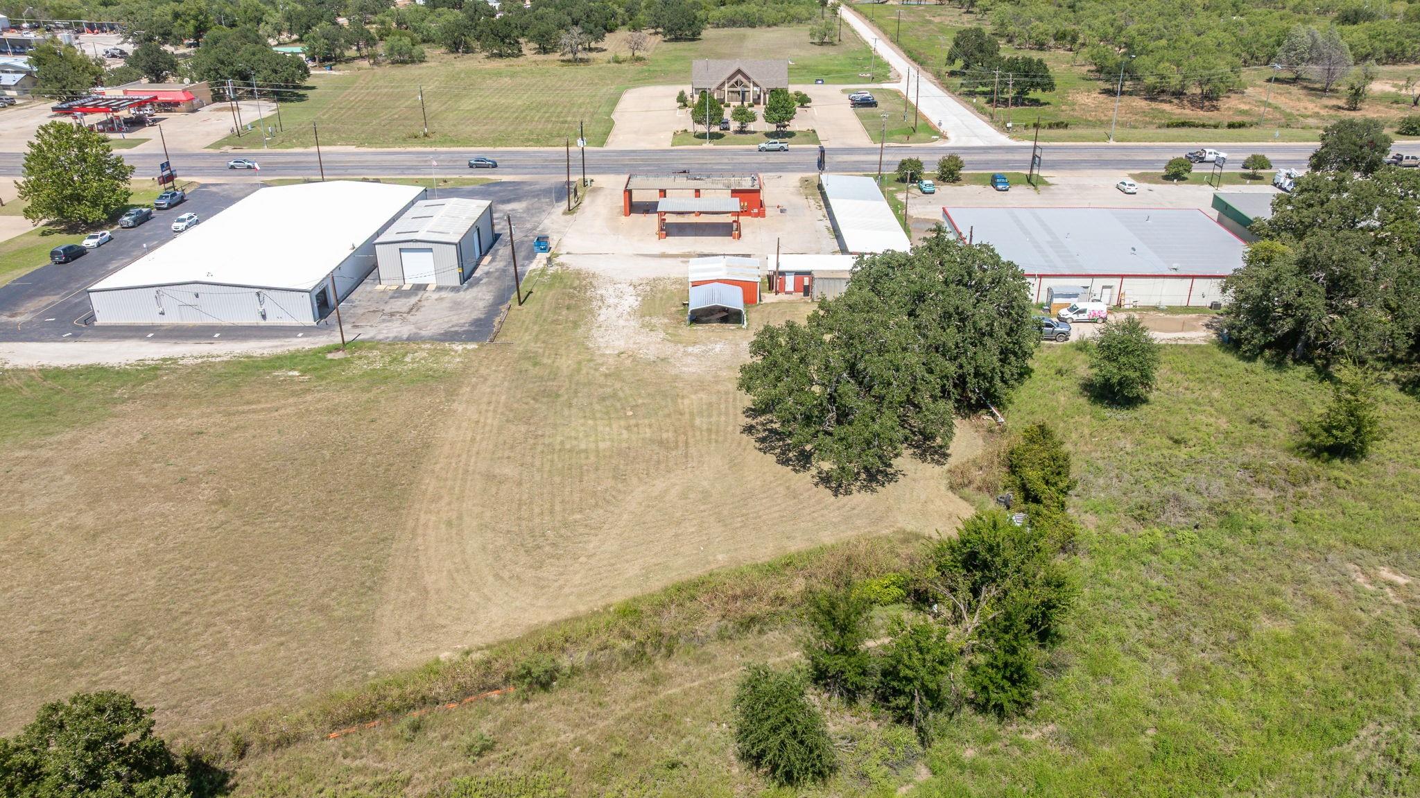 main property photo 26