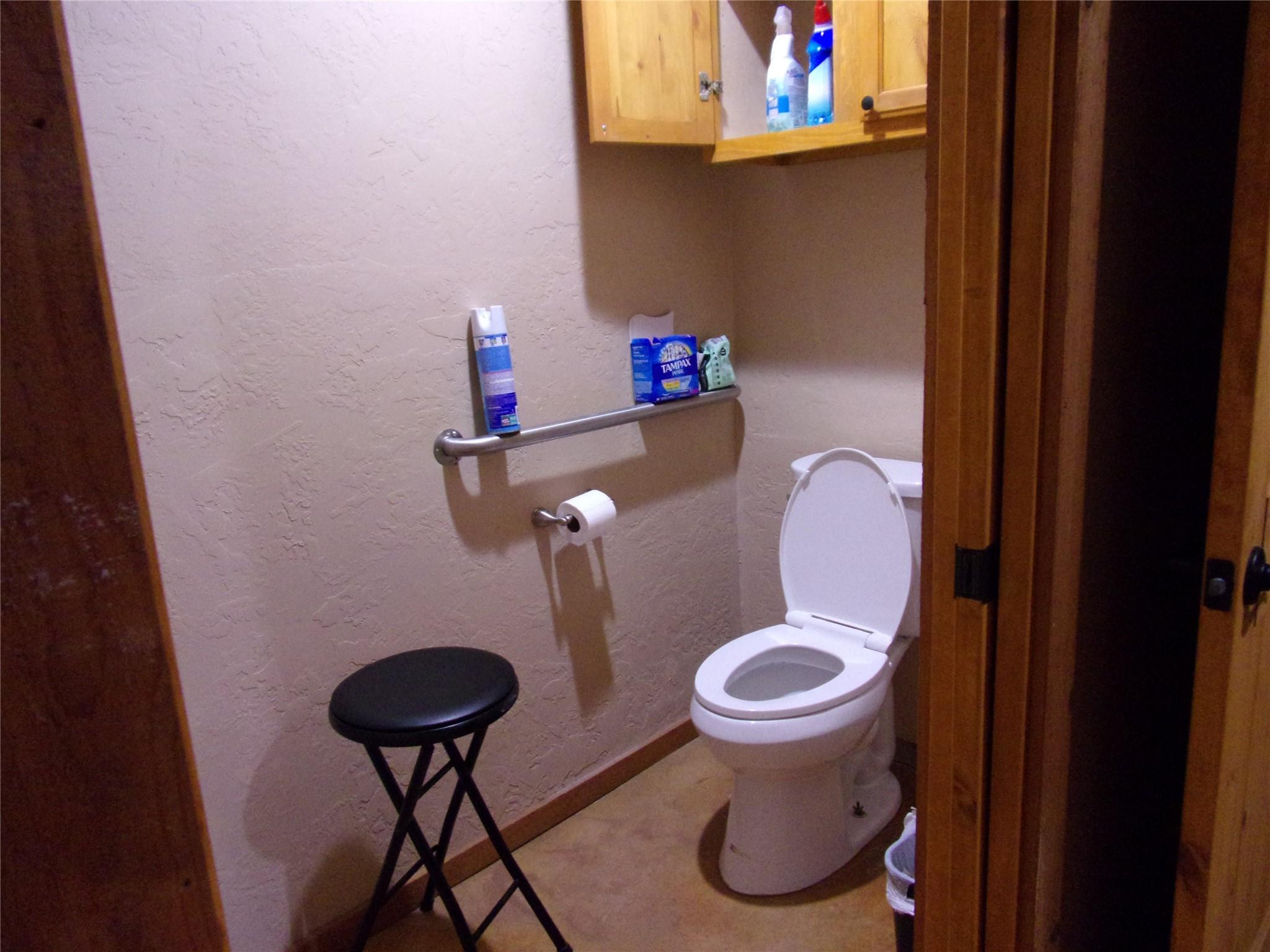 main property photo 13