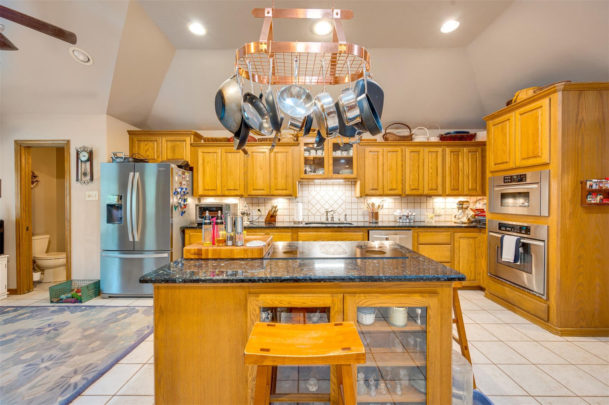 main property photo 10