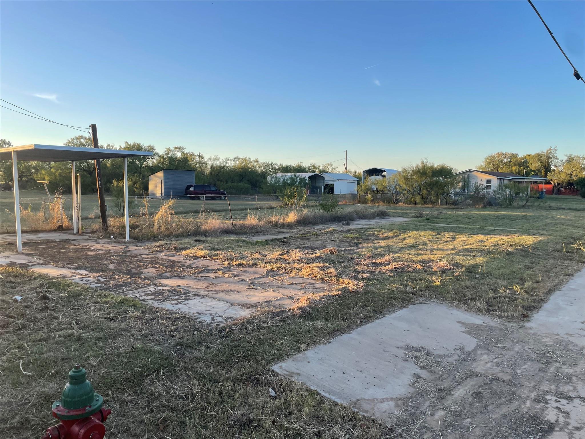 main property photo 5