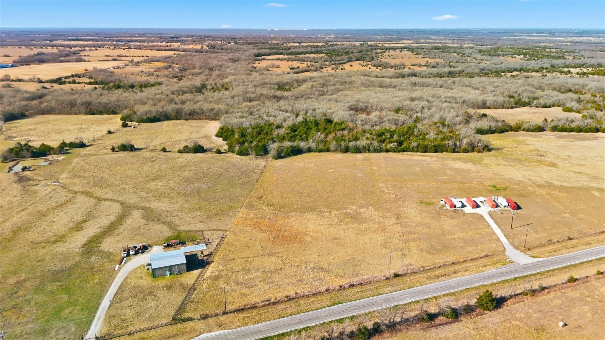 main property photo 8