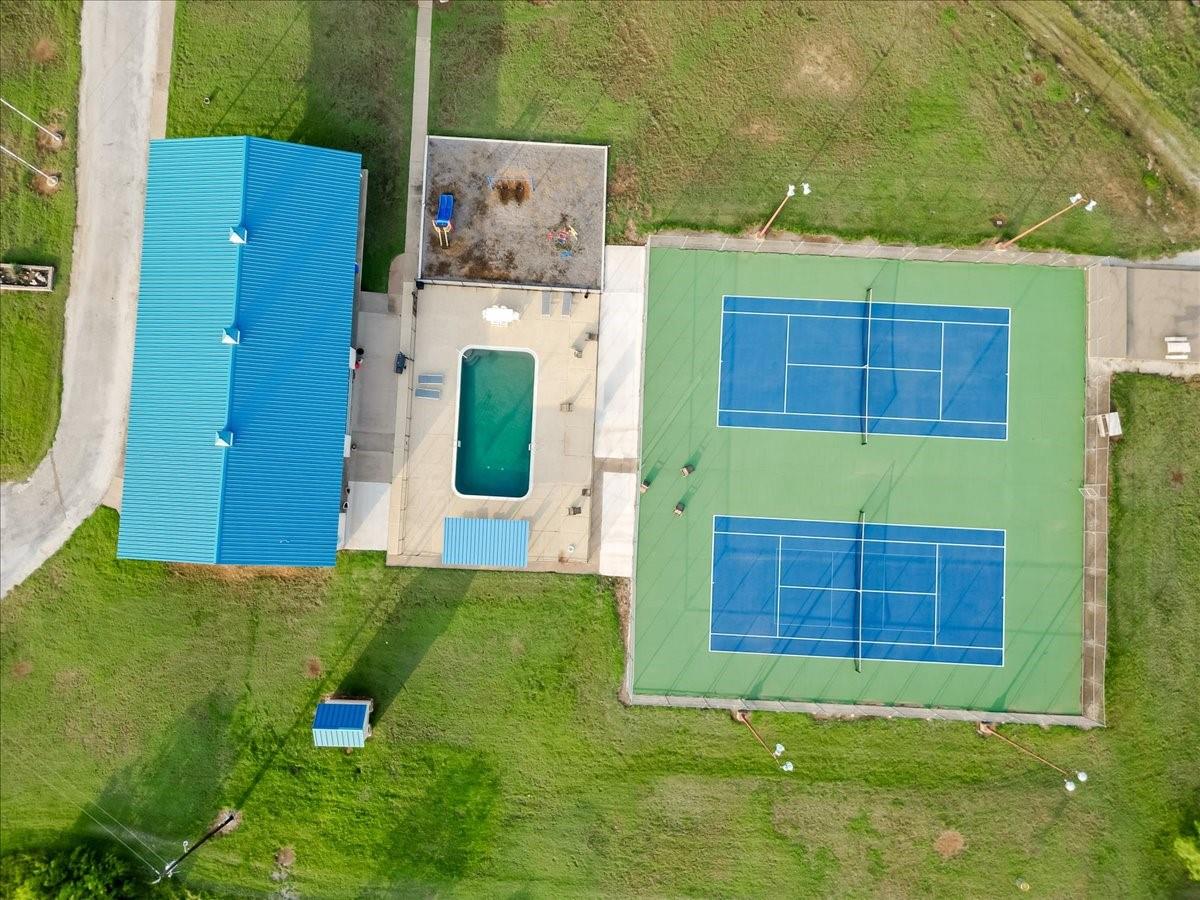 main property photo 12