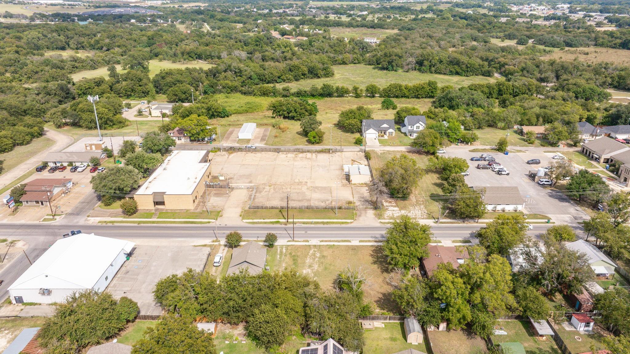 main property photo 3